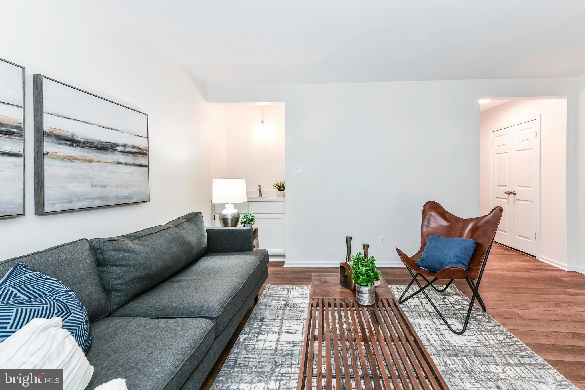 9644 Sutton Green Ct