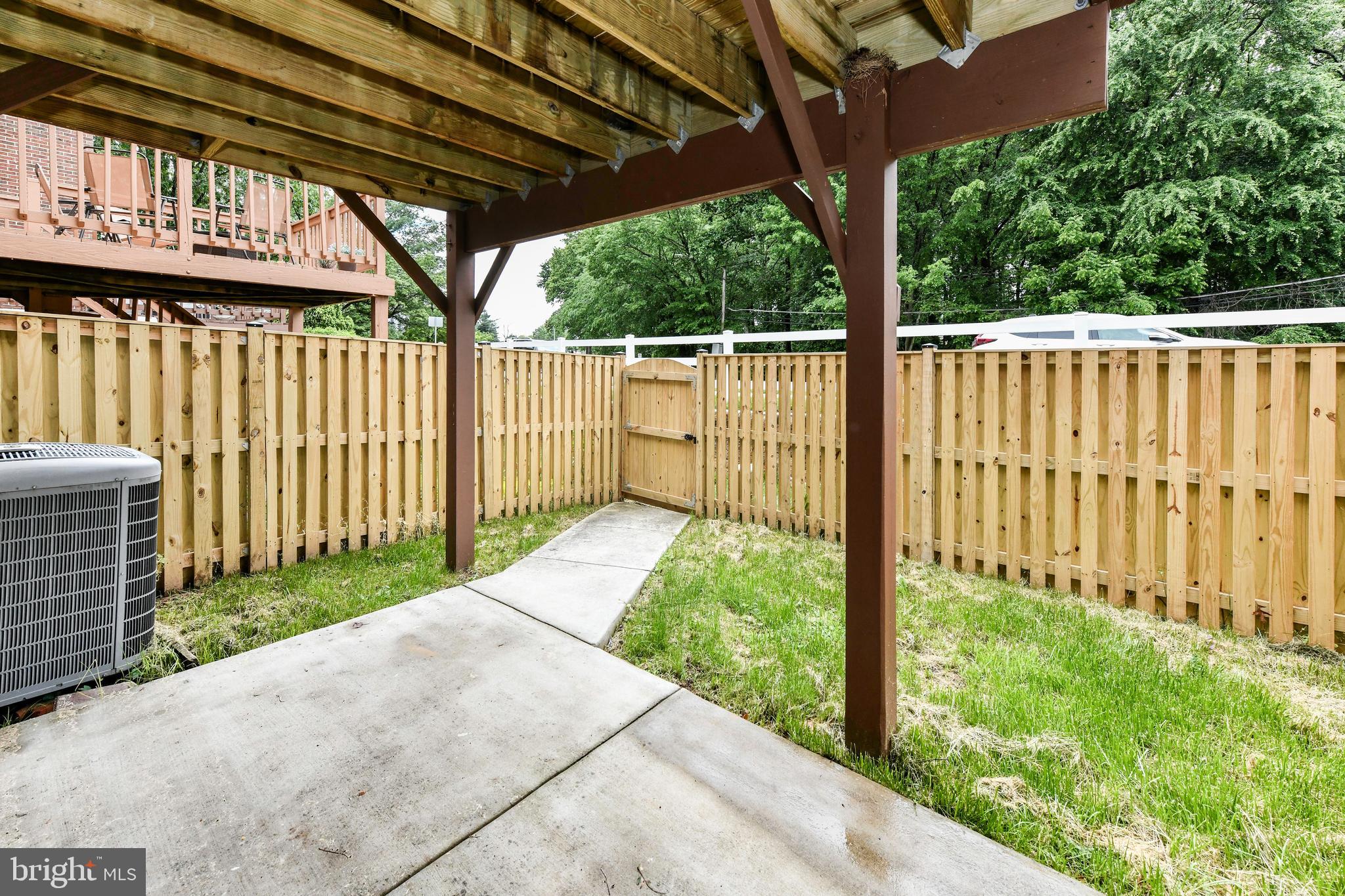 9644 Sutton Green Ct