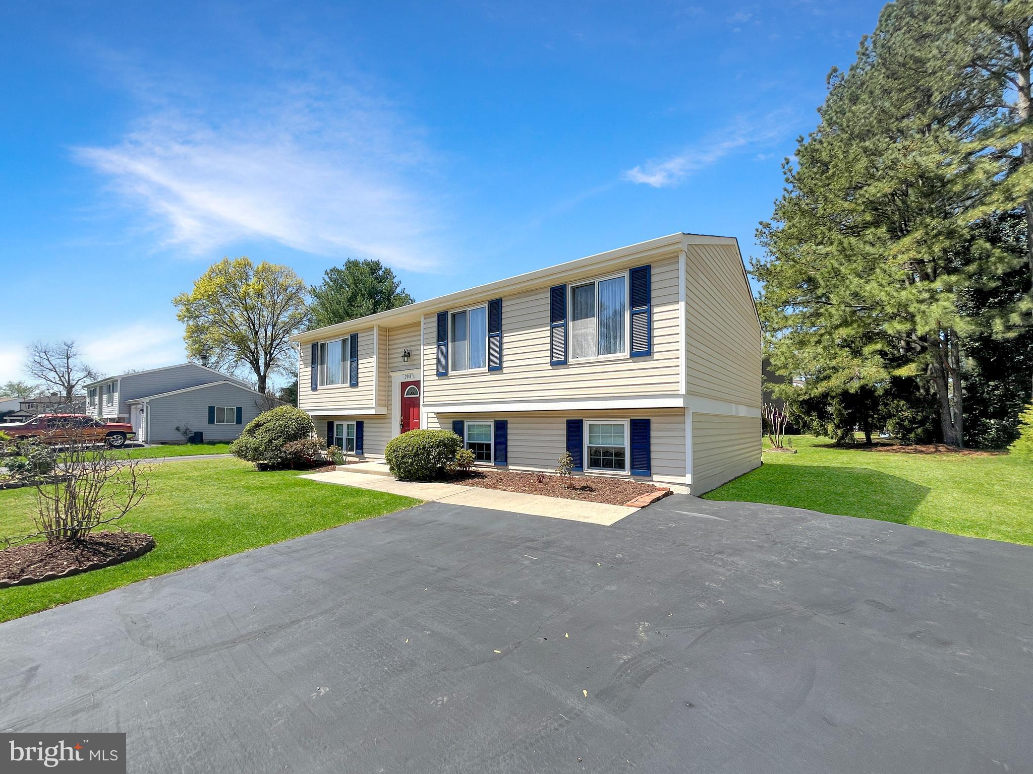 2918 Ashdown Forest Dr