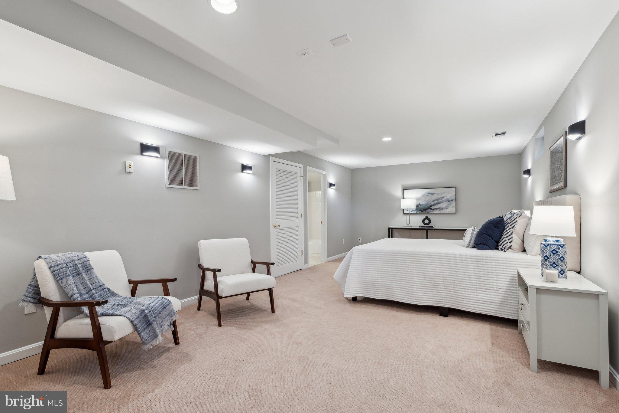 3715 Renoir Terrace