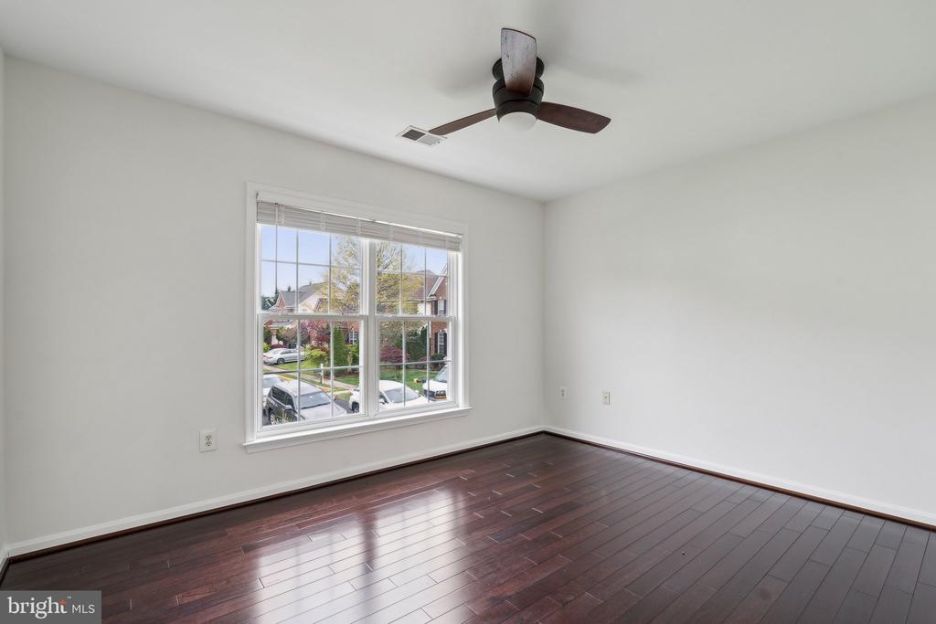 3715 Renoir Terrace