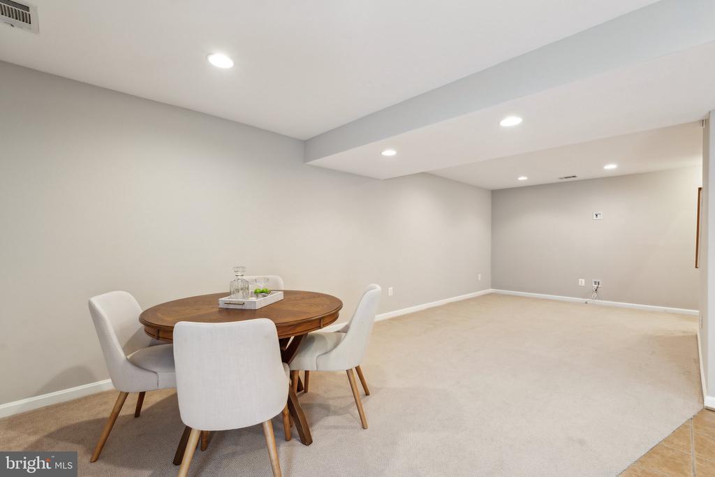 3715 Renoir Terrace
