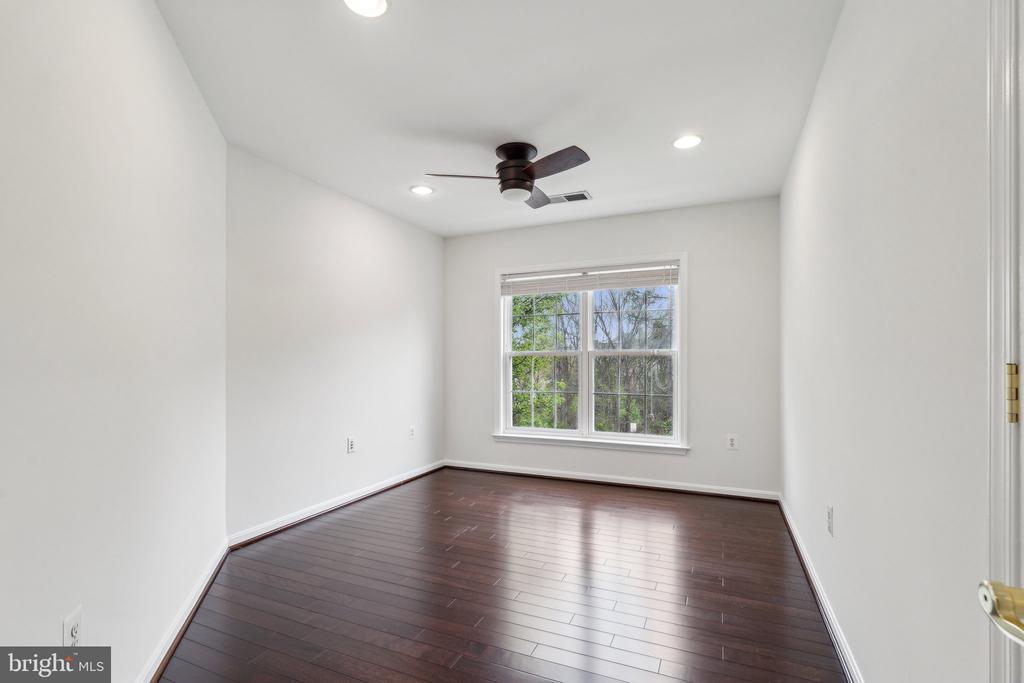 3715 Renoir Terrace