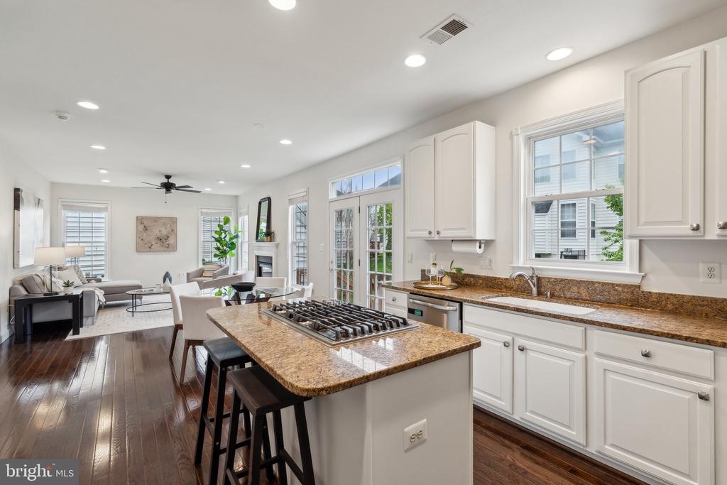 3715 Renoir Terrace