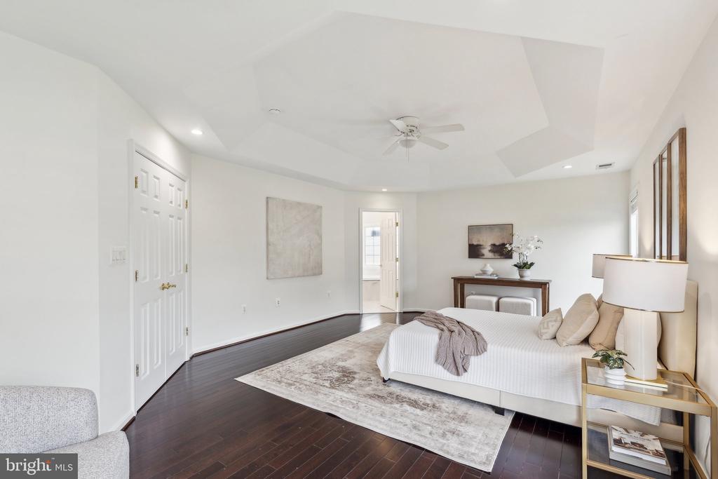 3715 Renoir Terrace