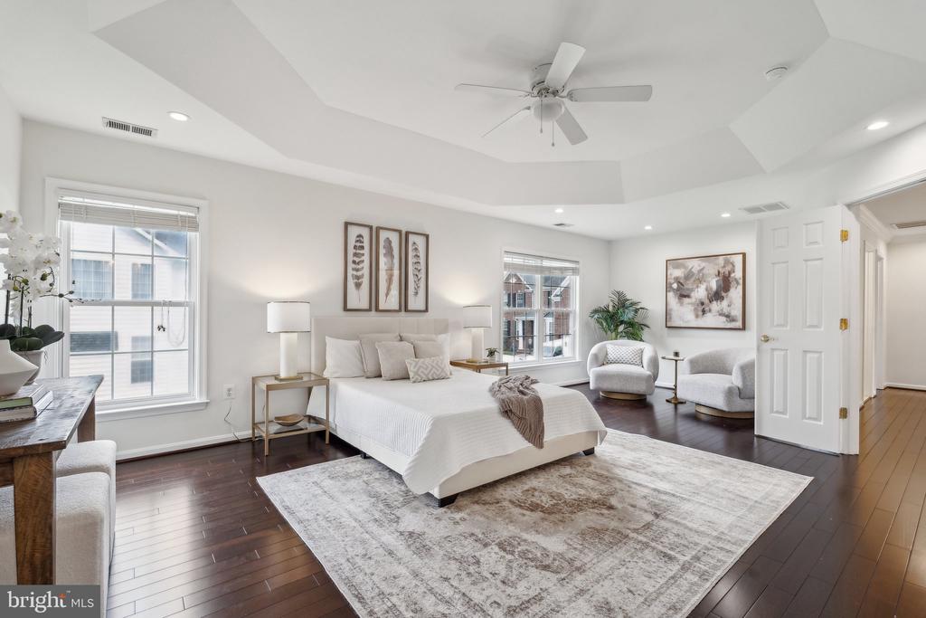 3715 Renoir Terrace