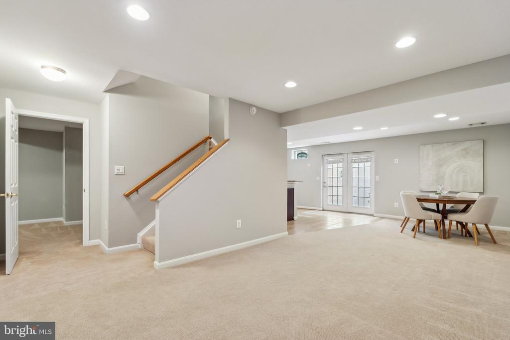 3715 Renoir Terrace