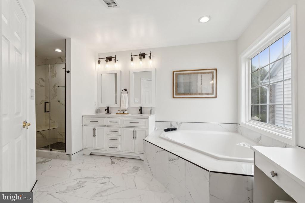 3715 Renoir Terrace