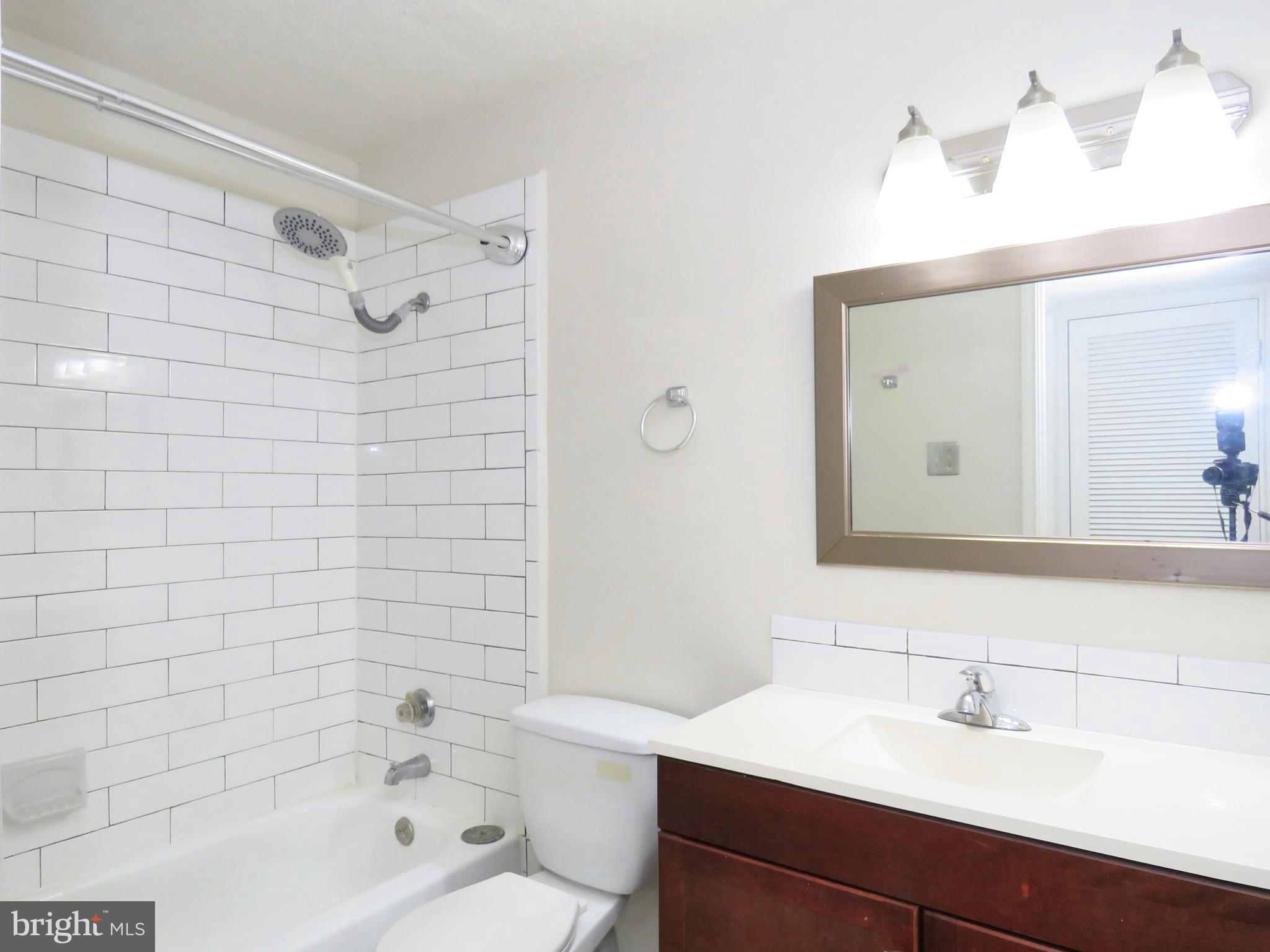 1532 Lincoln Way #203