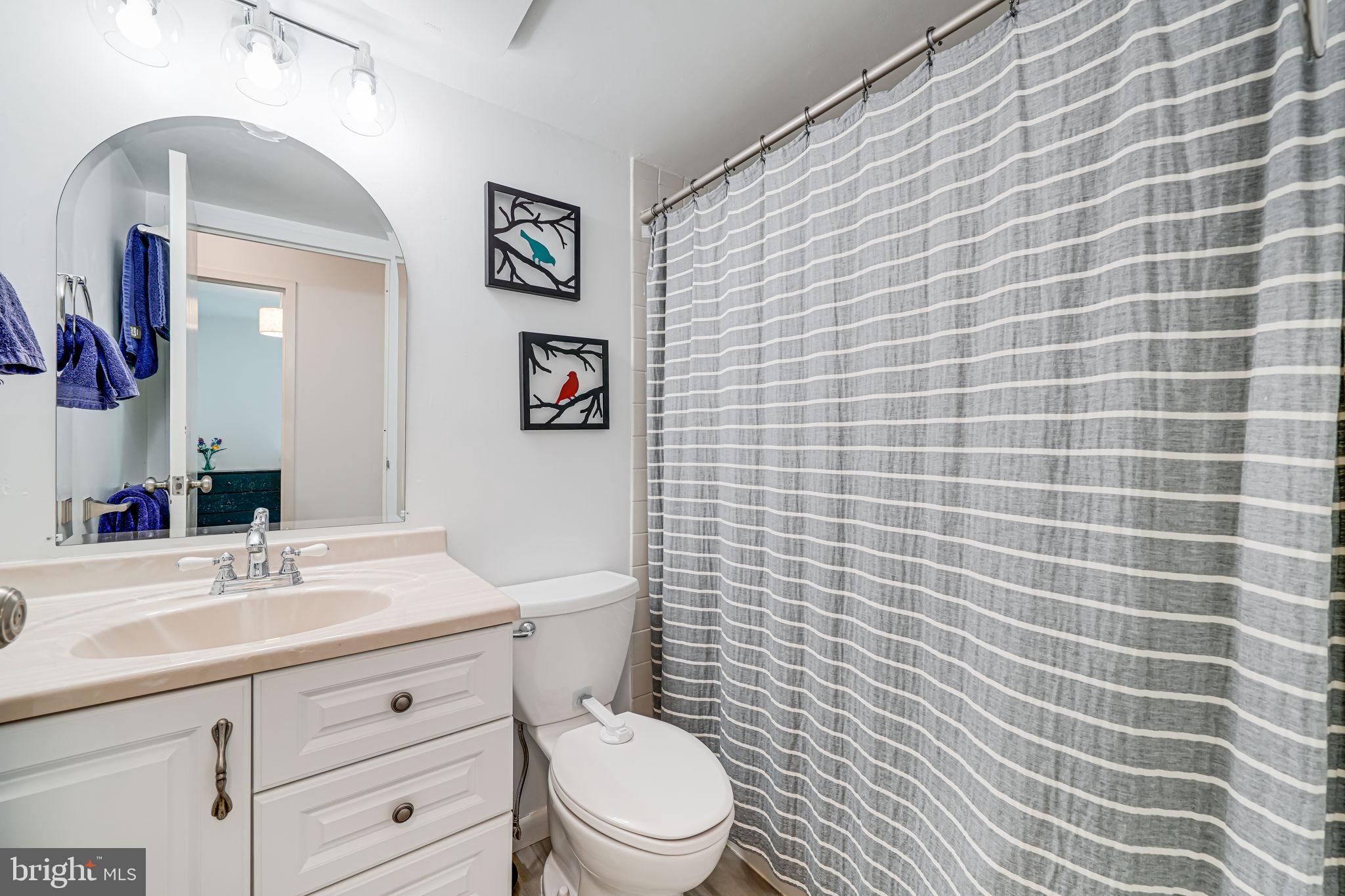 11220 Chestnut Grove Sq #222