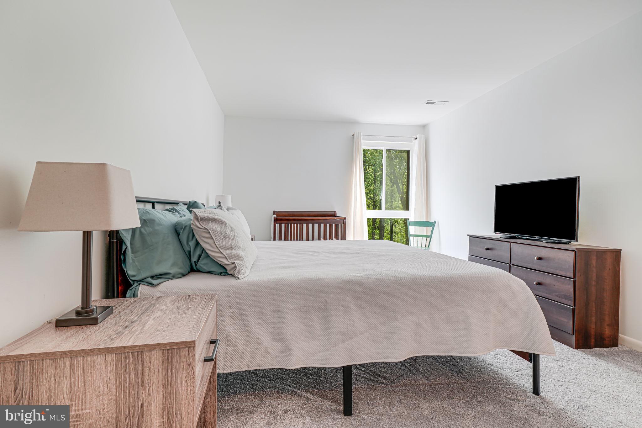 11220 Chestnut Grove Sq #222