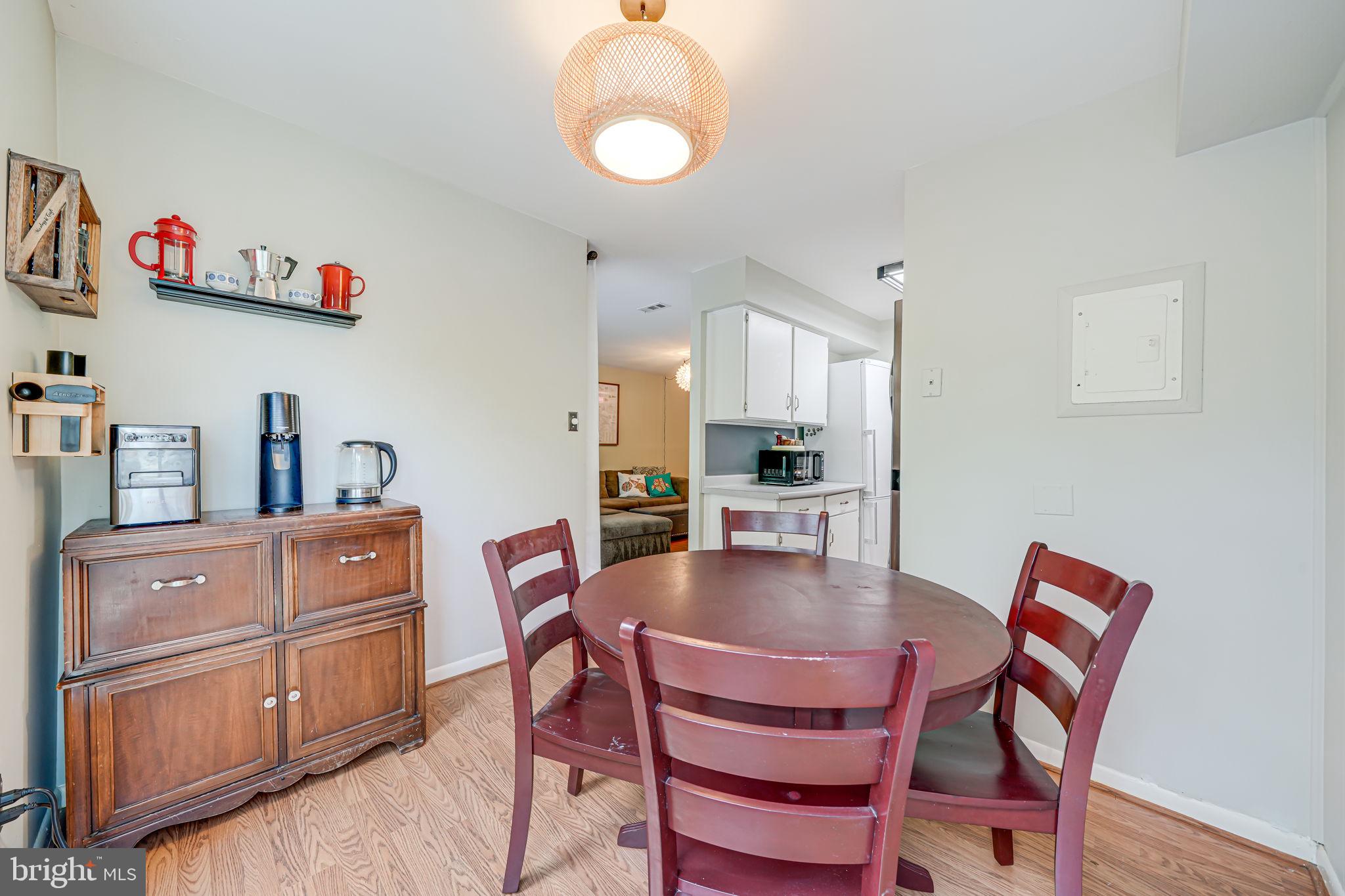 11220 Chestnut Grove Sq #222