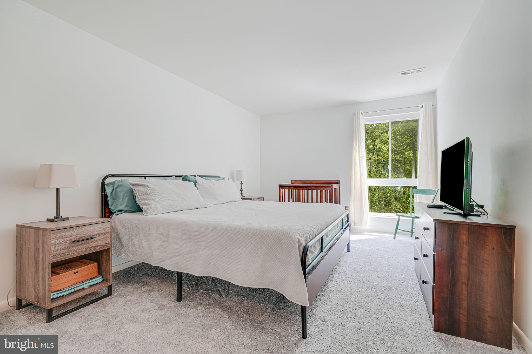 11220 Chestnut Grove Sq #222