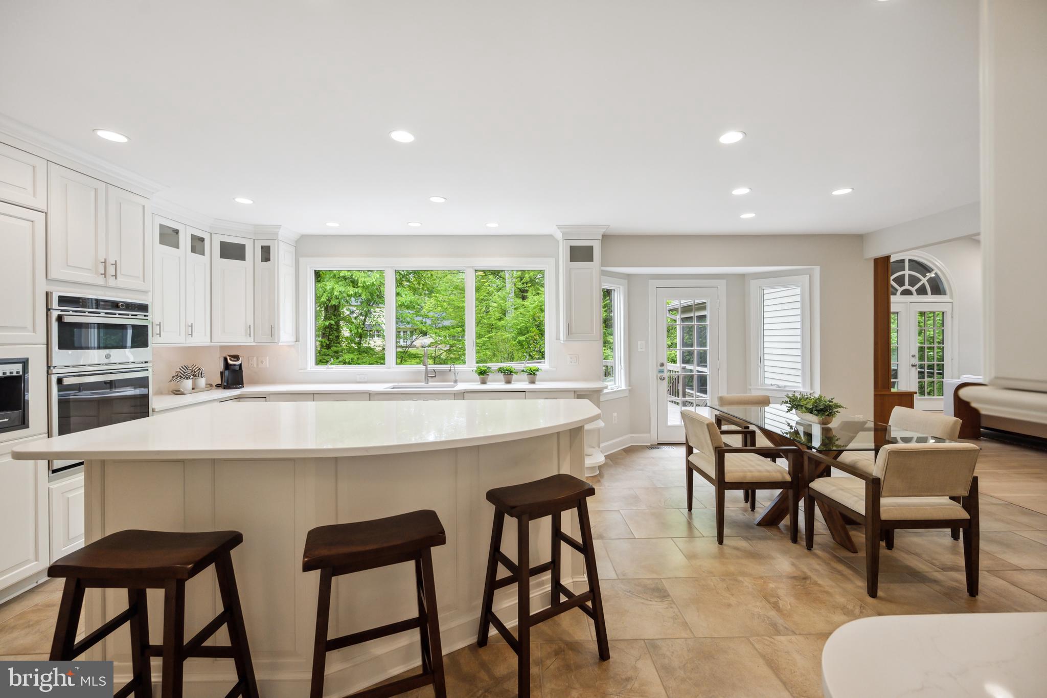 6530 Heather Brook Ct