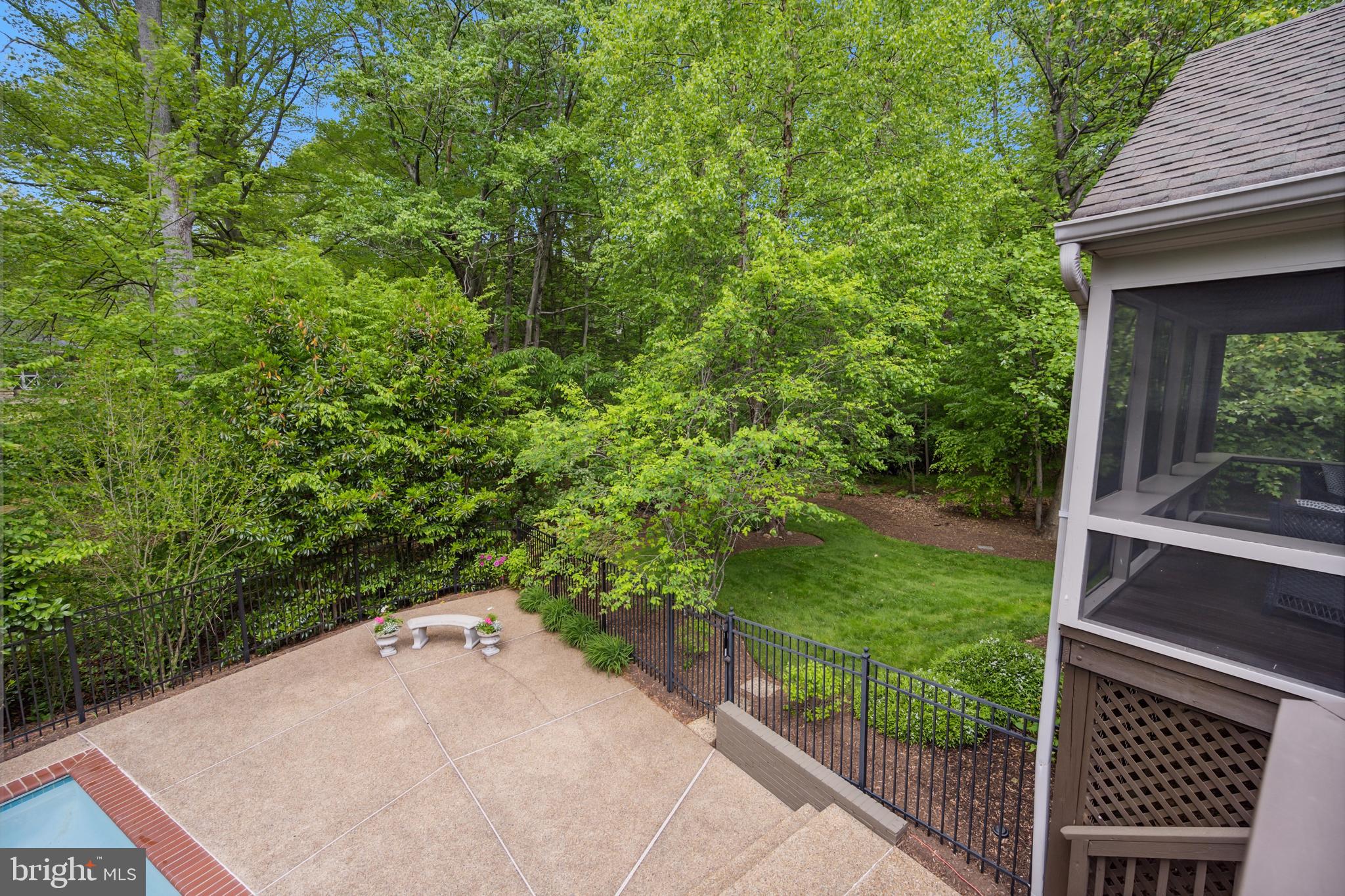 6530 Heather Brook Ct