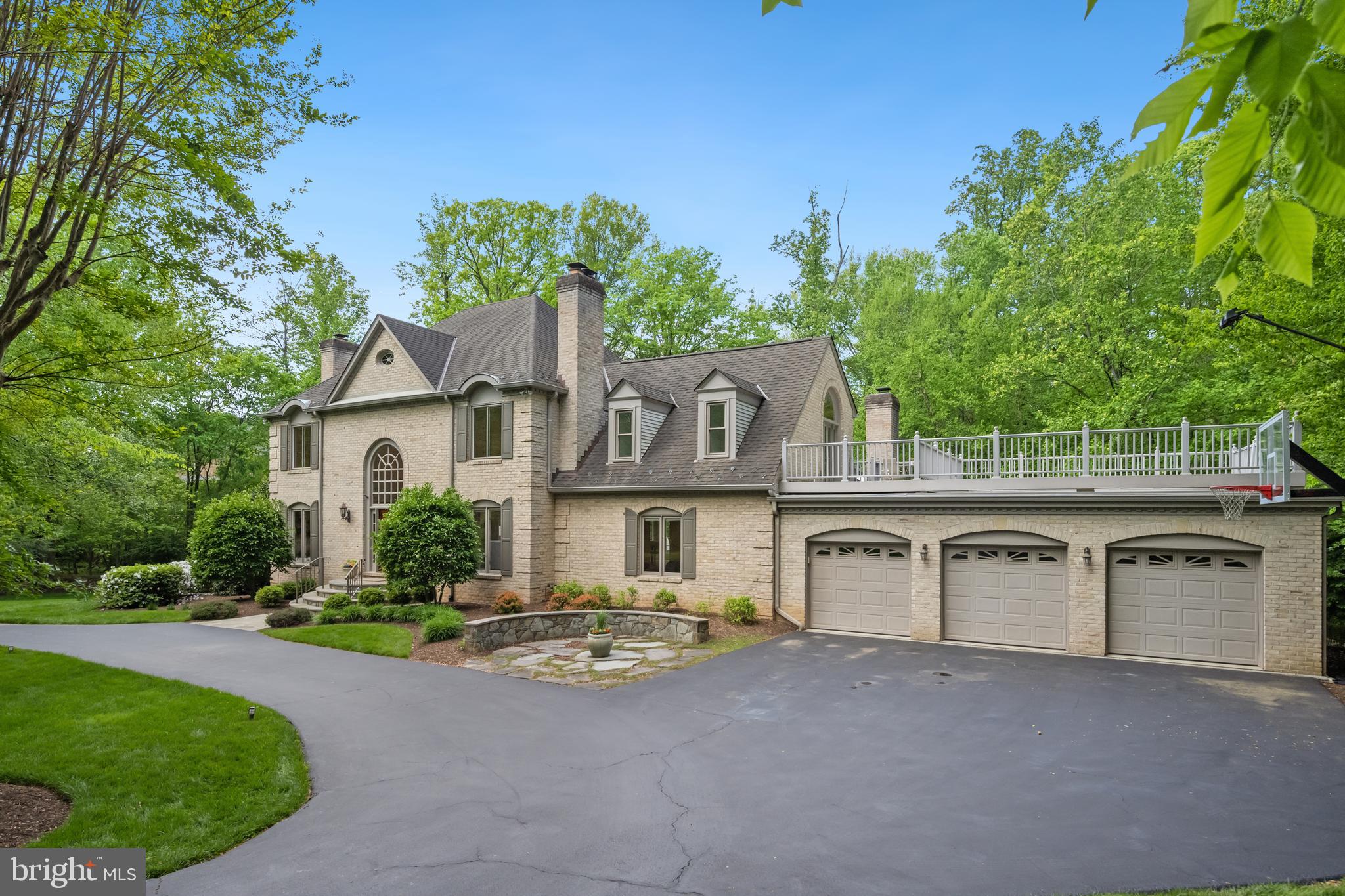 6530 Heather Brook Ct