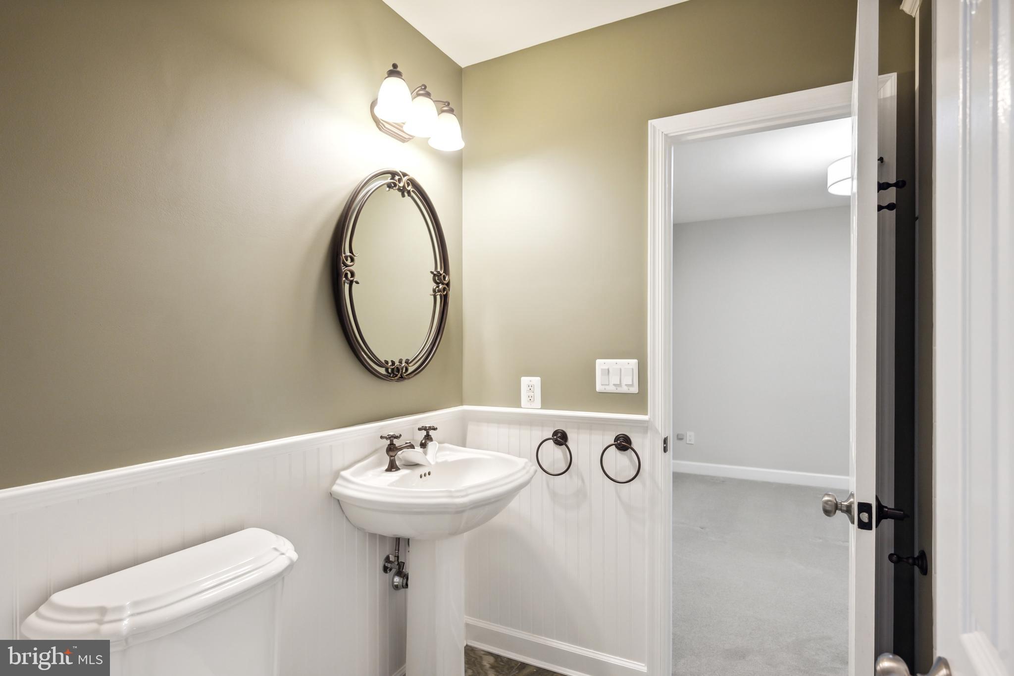 6530 Heather Brook Ct
