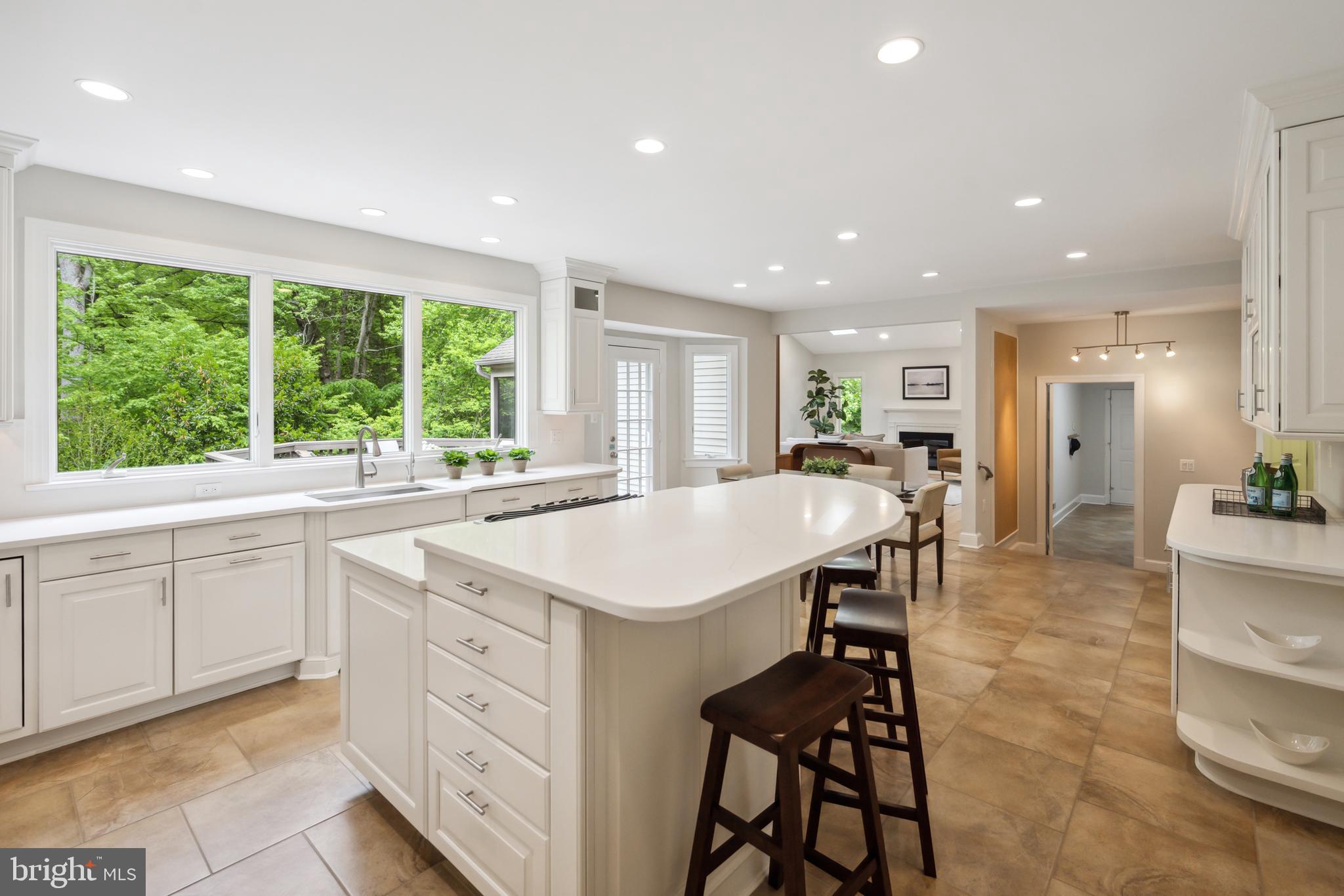 6530 Heather Brook Ct