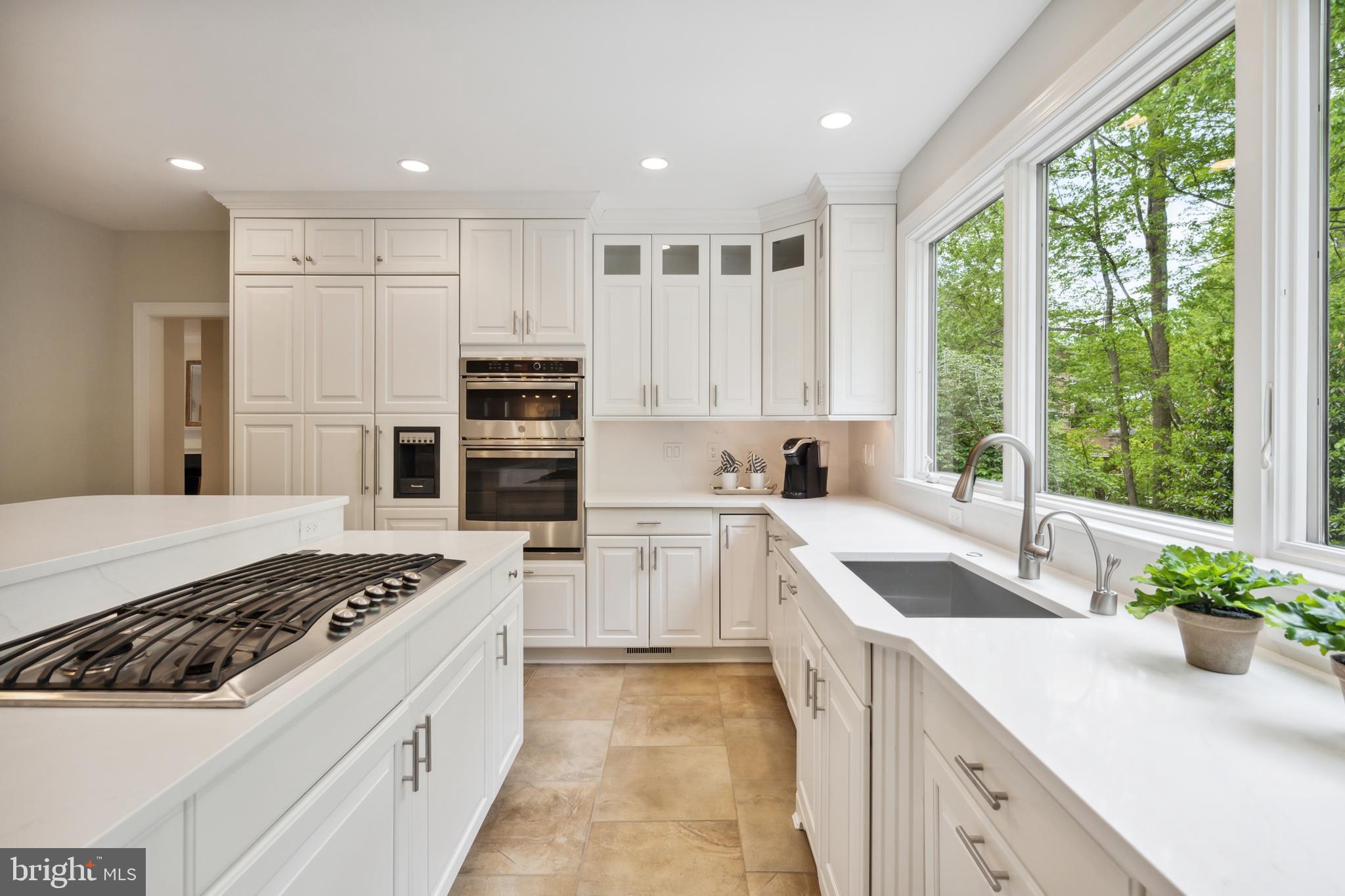 6530 Heather Brook Ct
