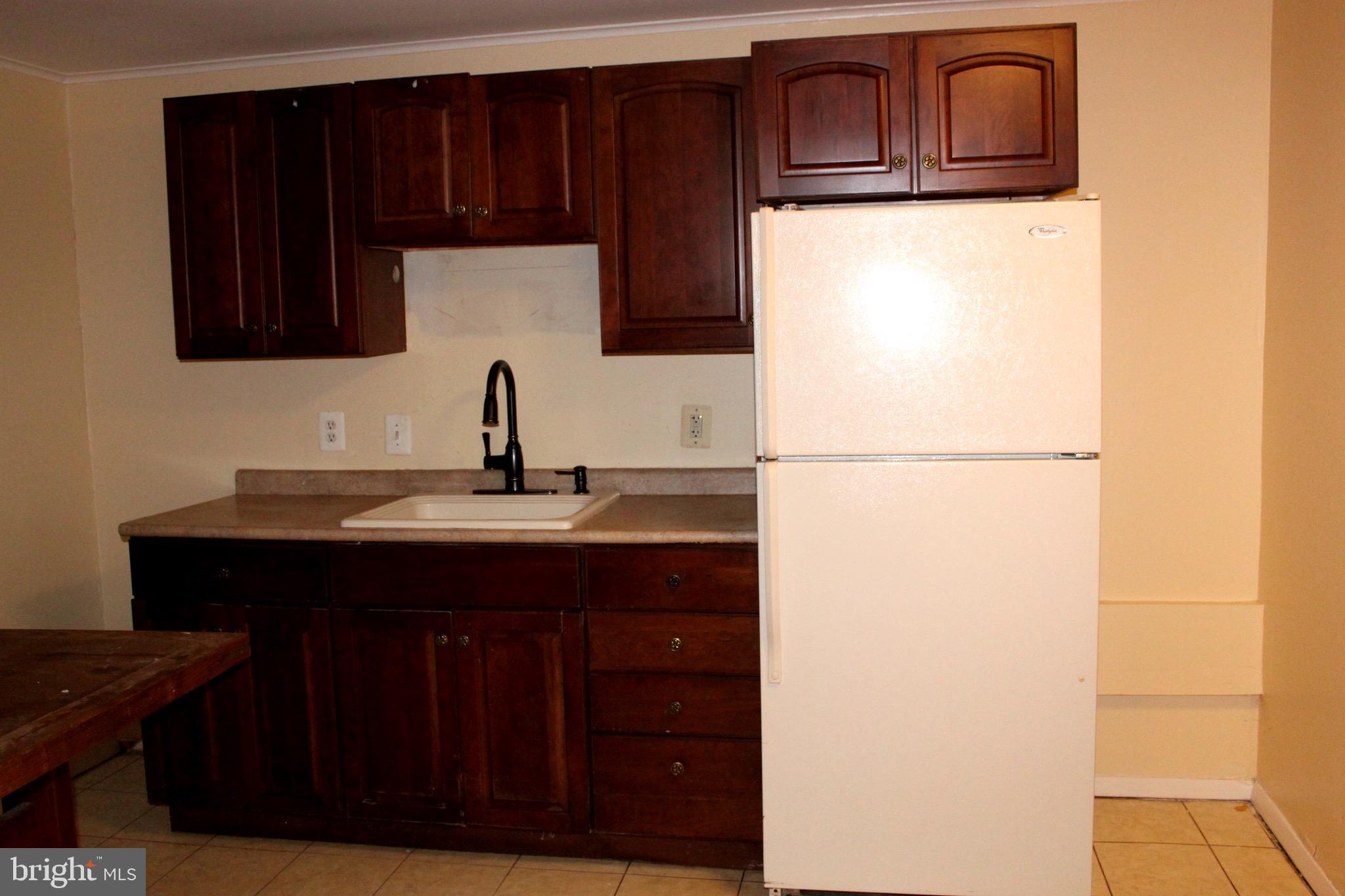 2175 GREENKEEPERS CT