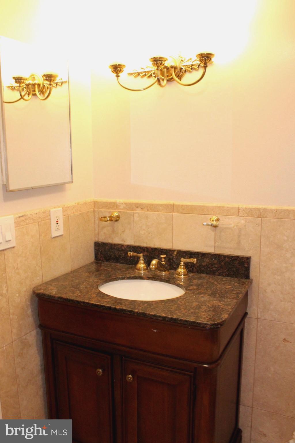 2175 GREENKEEPERS CT