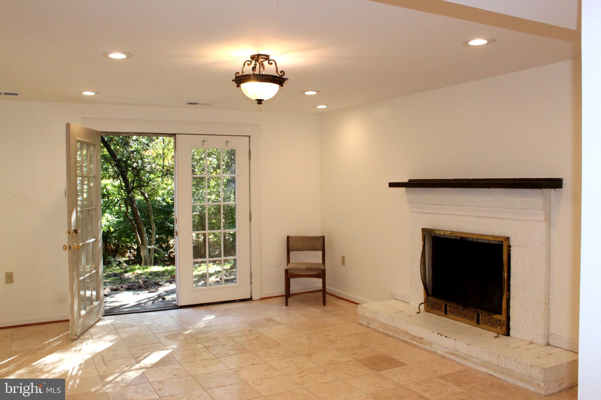2175 GREENKEEPERS CT