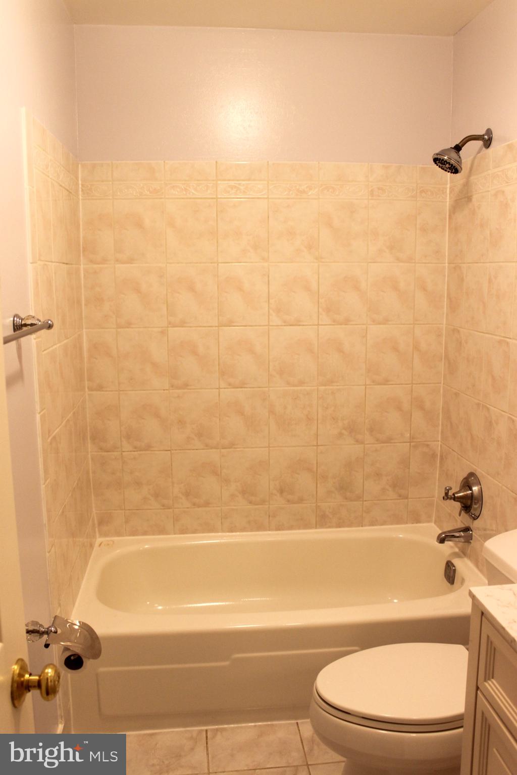 2175 GREENKEEPERS CT