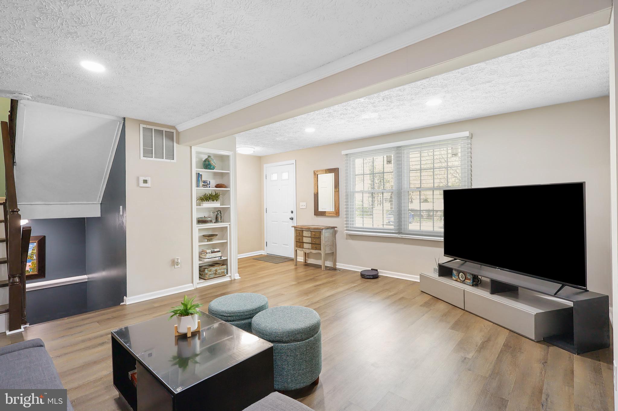 1108 Casper Dr