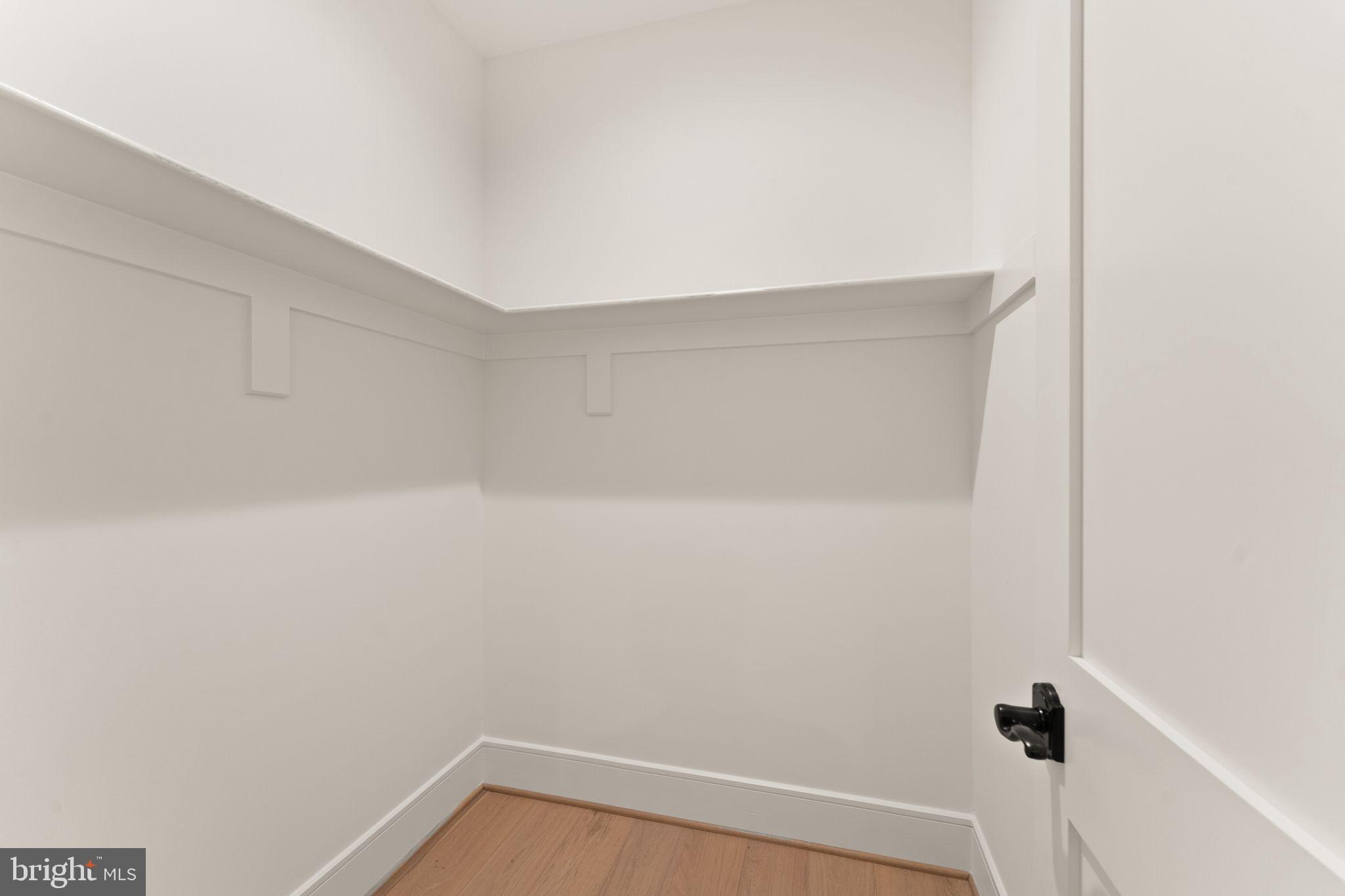 11121 Elmview Pl