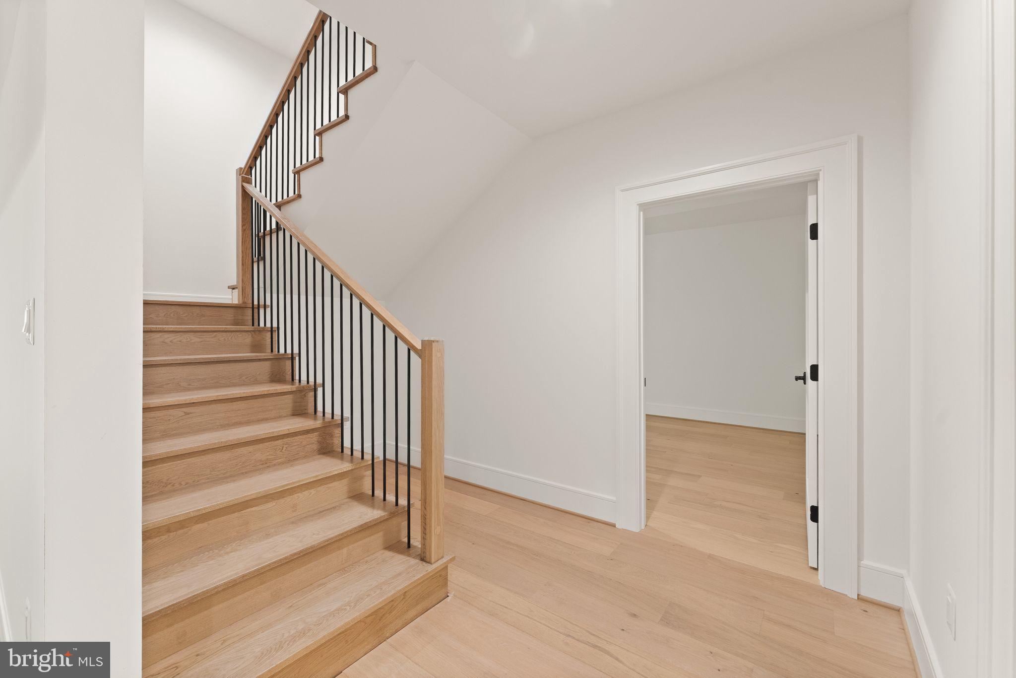 11121 Elmview Pl