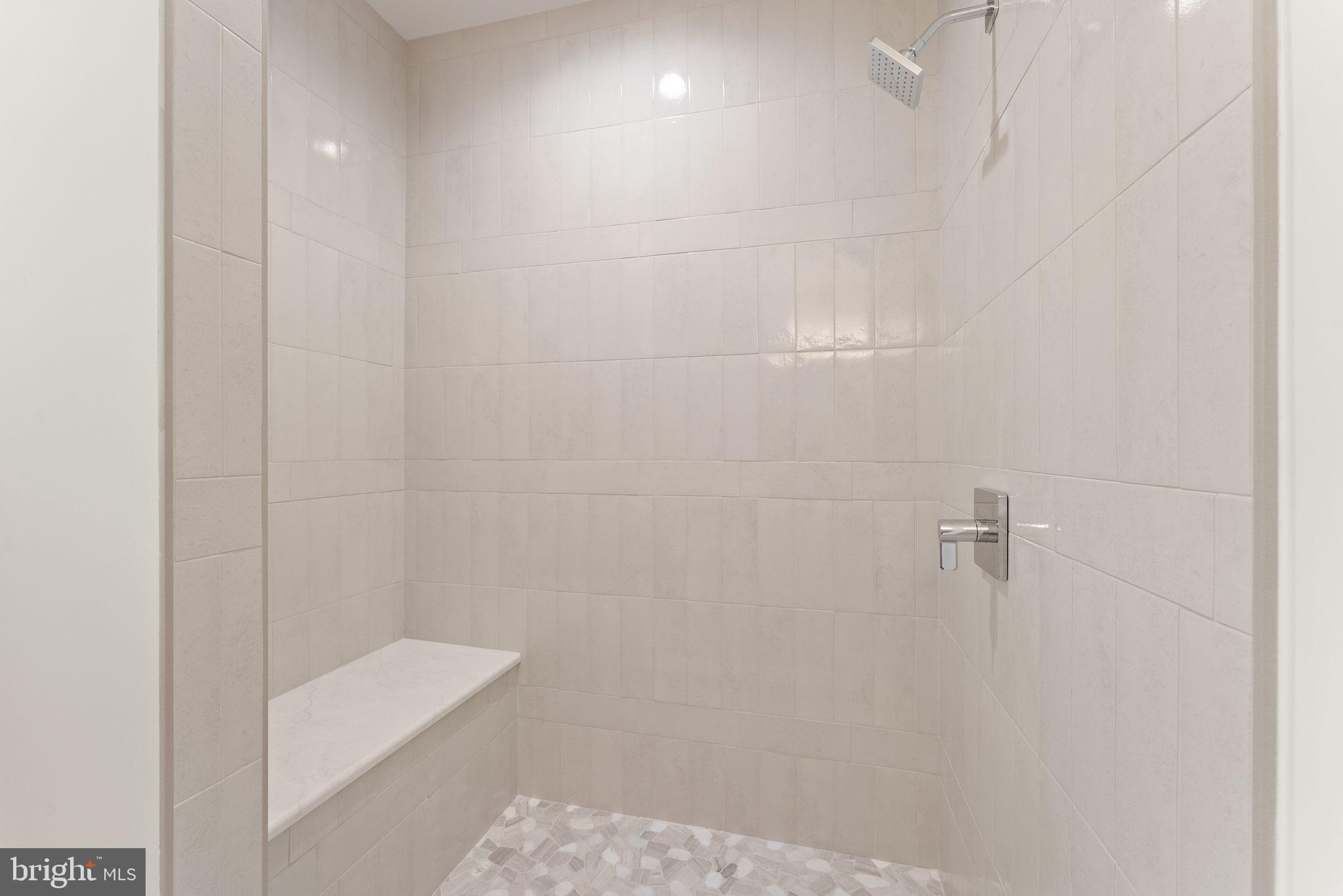 11121 Elmview Pl