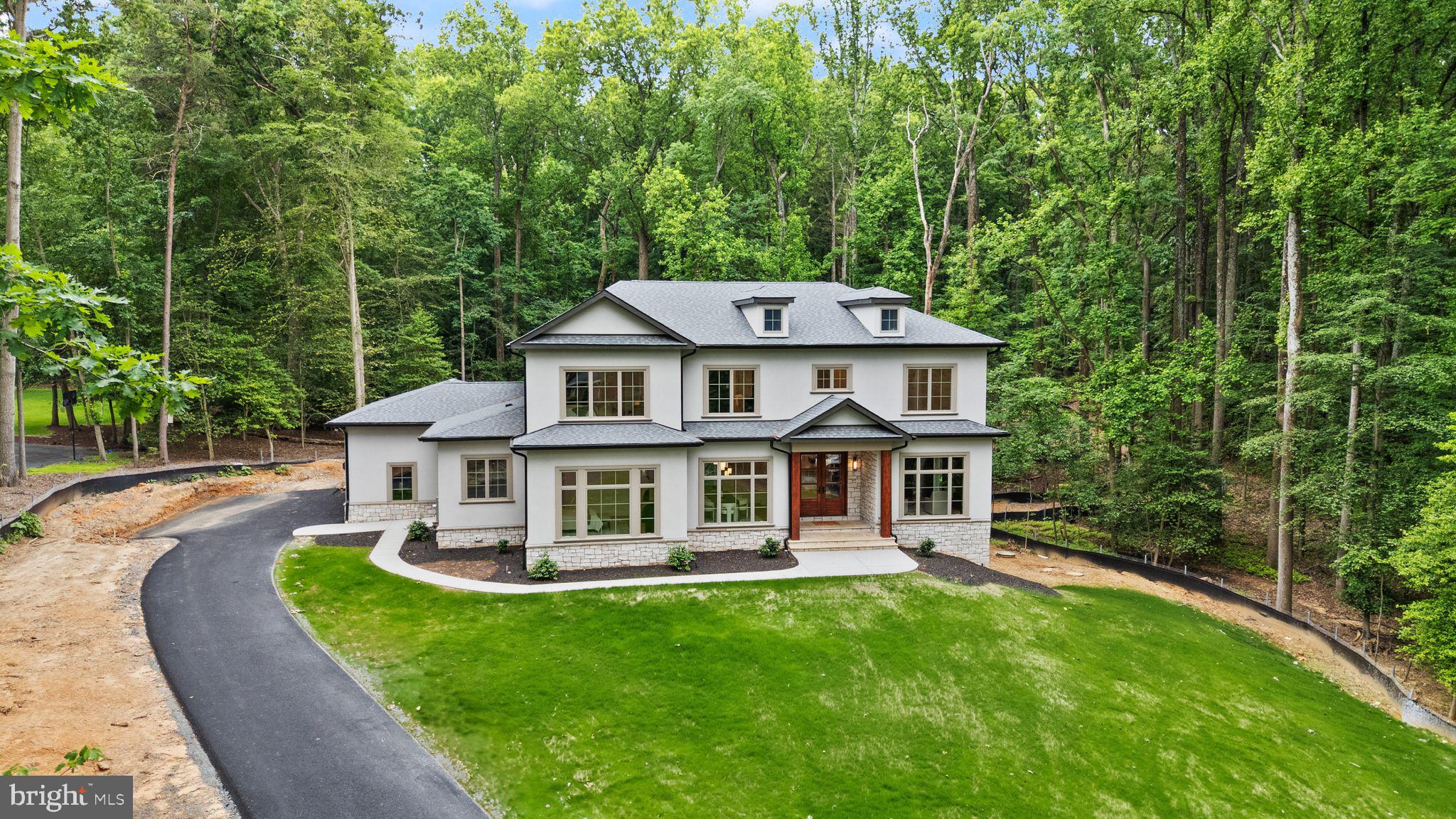 11121 Elmview Pl