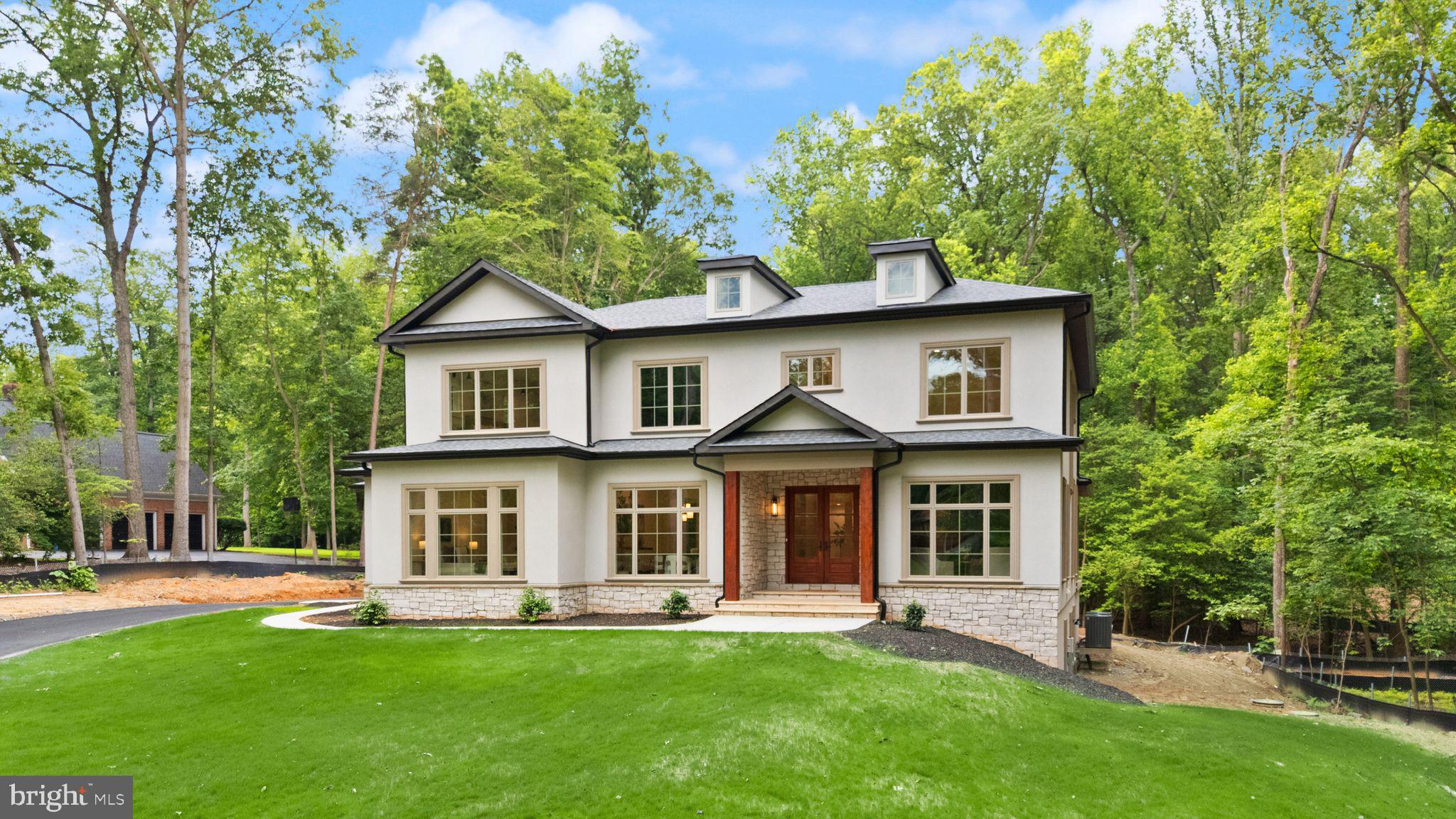 11121 Elmview Pl