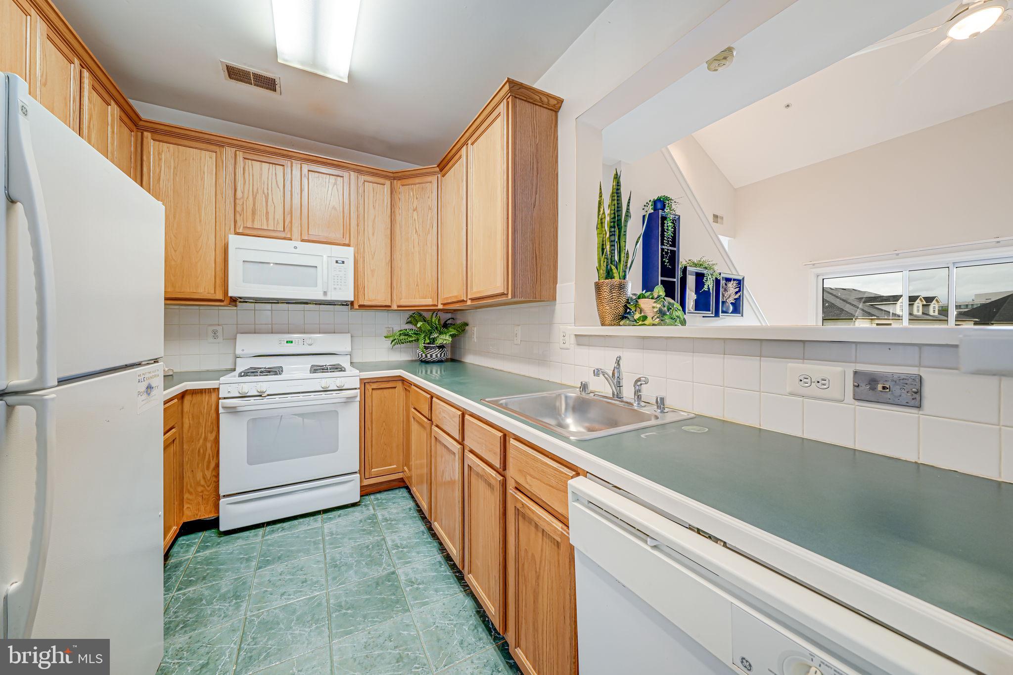 11333 Westbrook Mill Ln #302