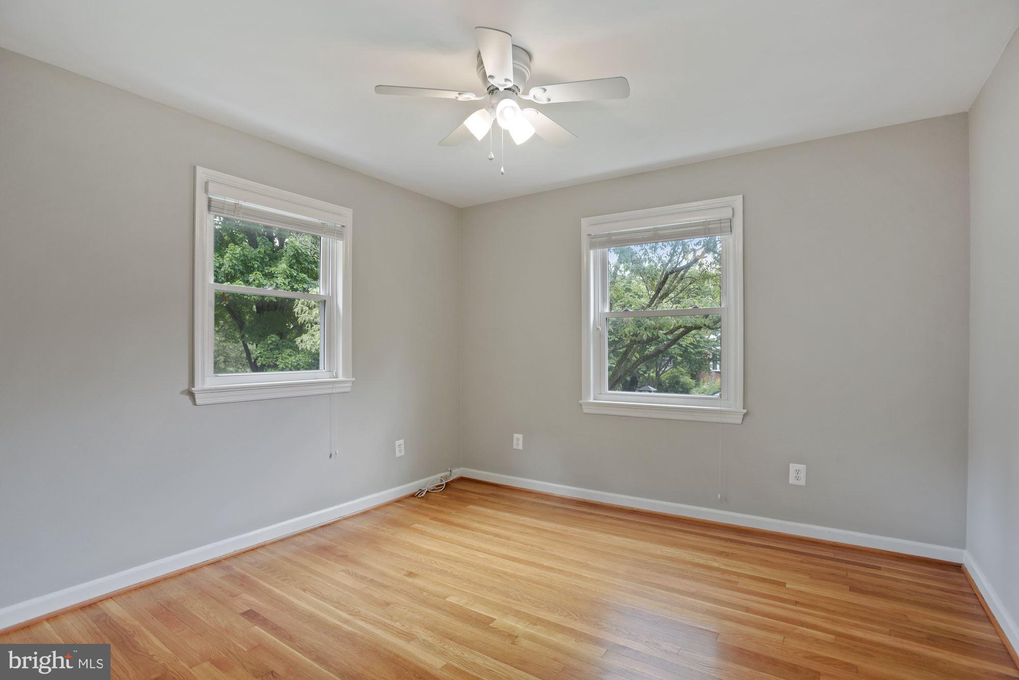 1904 SAWYER PL