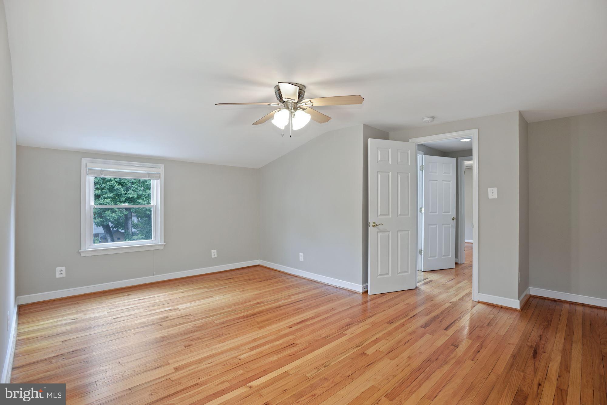 1904 SAWYER PL
