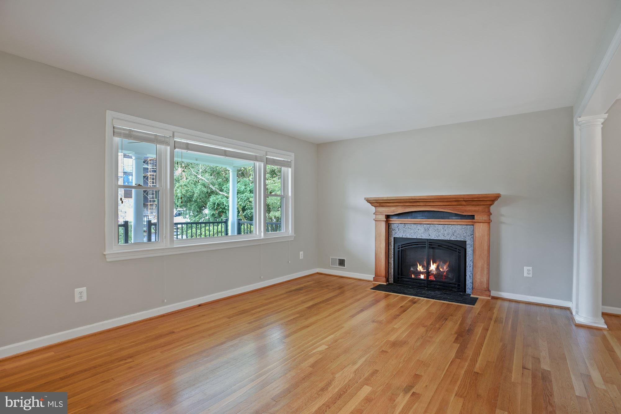 1904 SAWYER PL