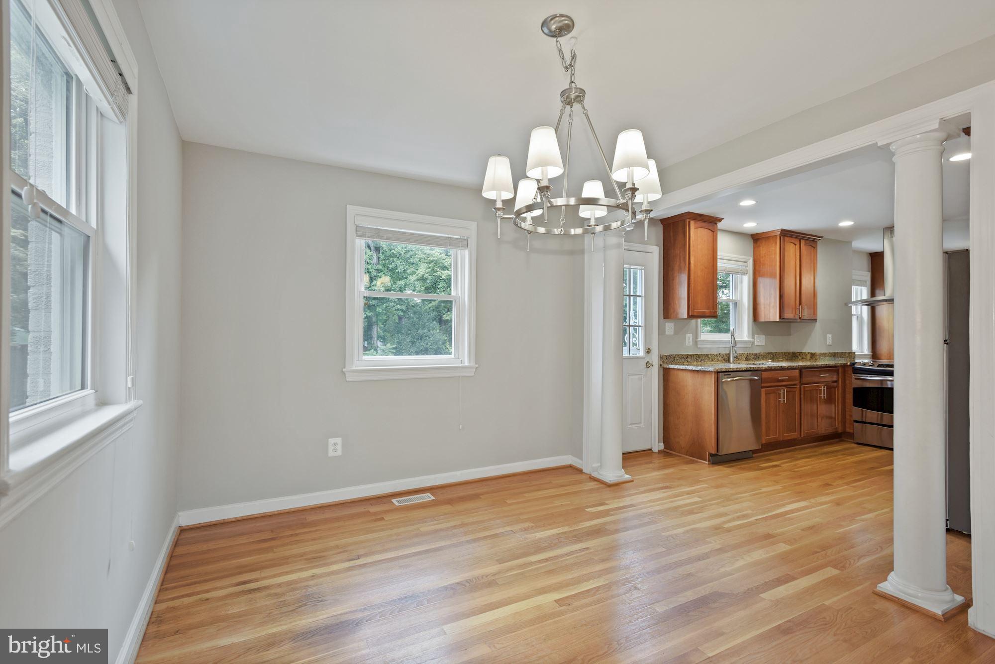 1904 SAWYER PL