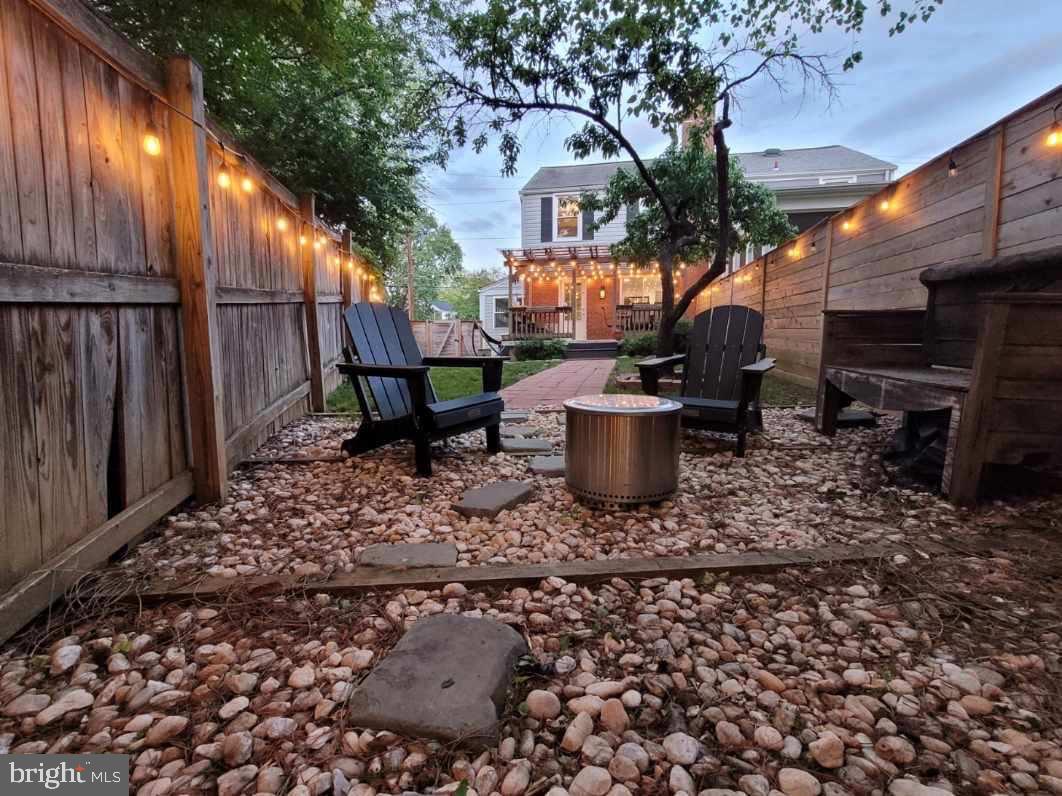 5918 Edgehill Ct