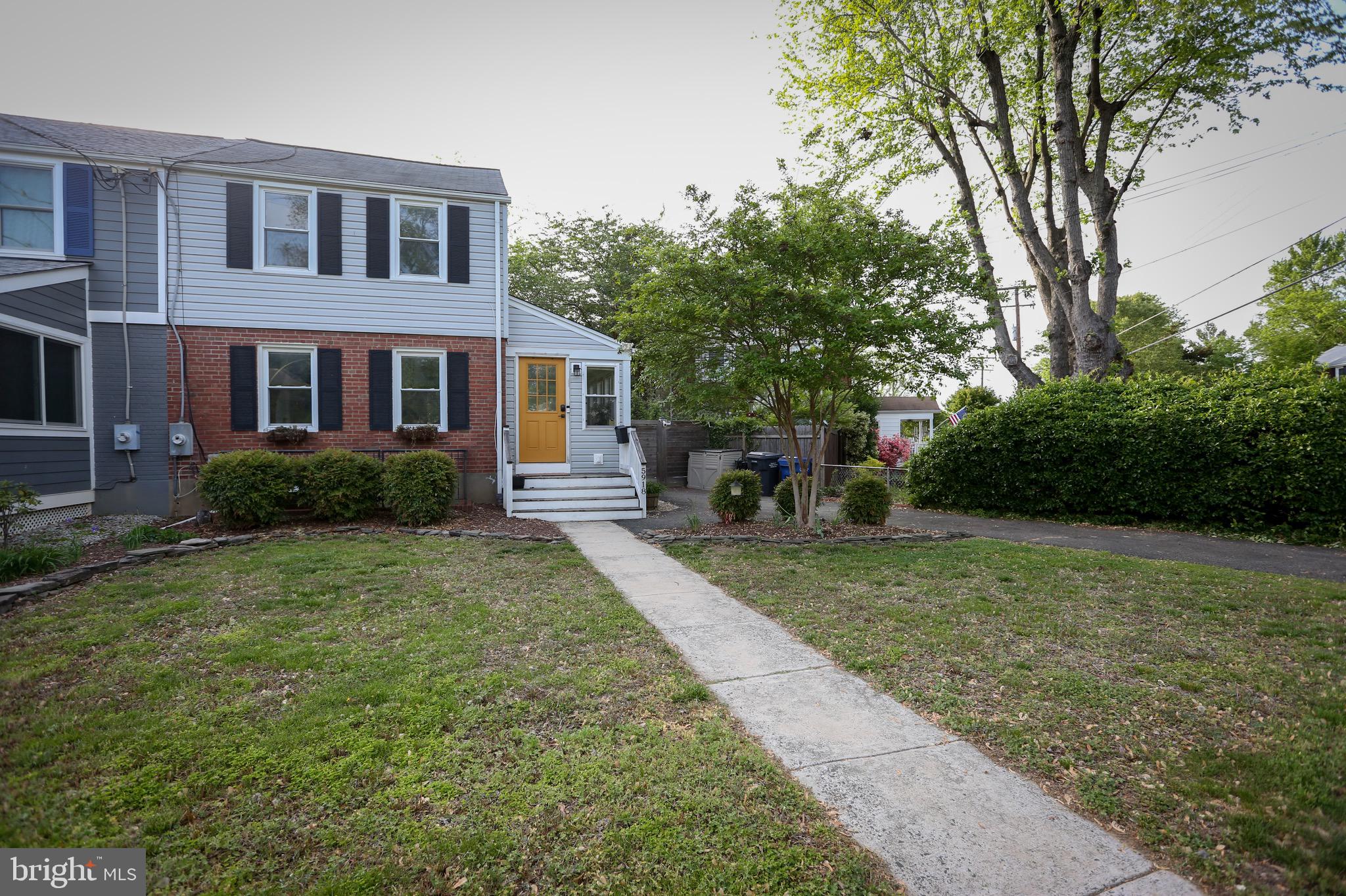 5918 Edgehill Ct