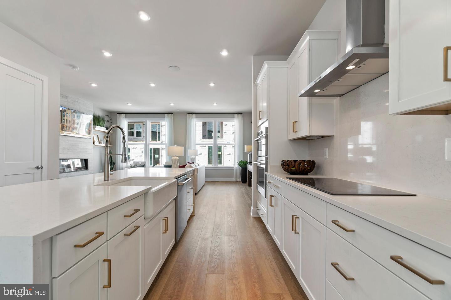 2479 LIBERTY LOOP