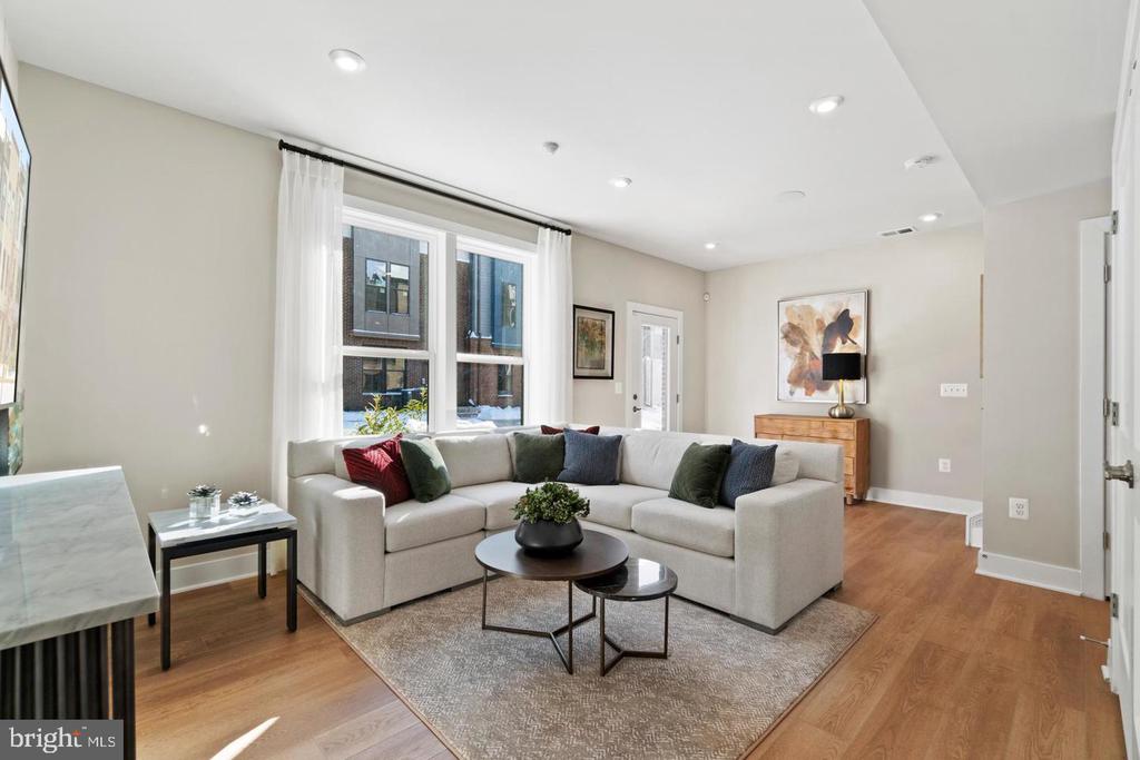 2479 LIBERTY LOOP