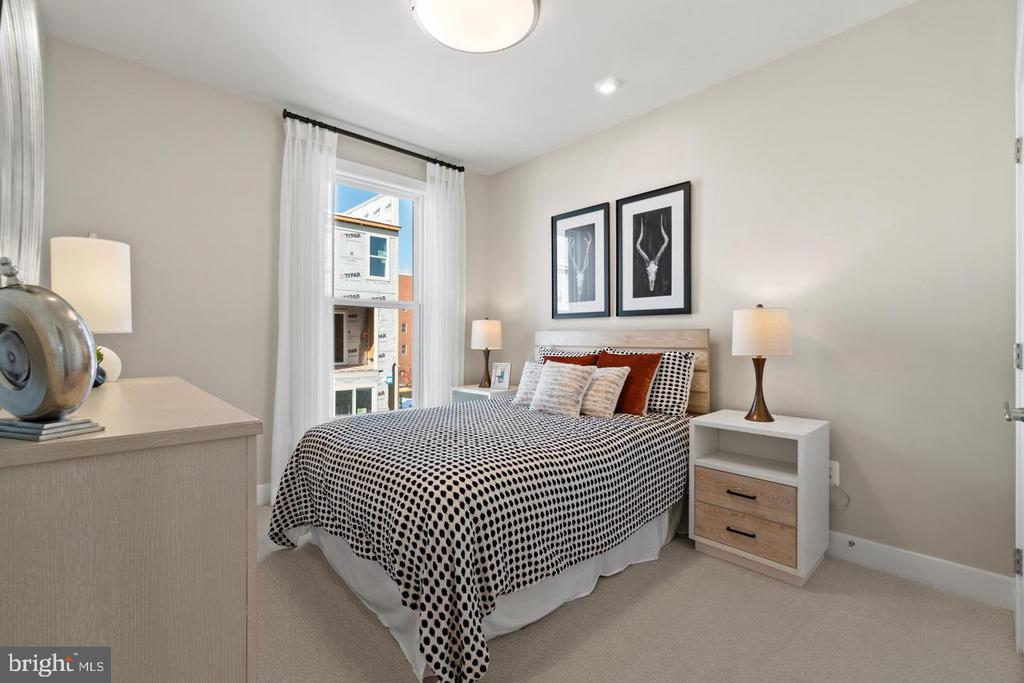 2479 LIBERTY LOOP