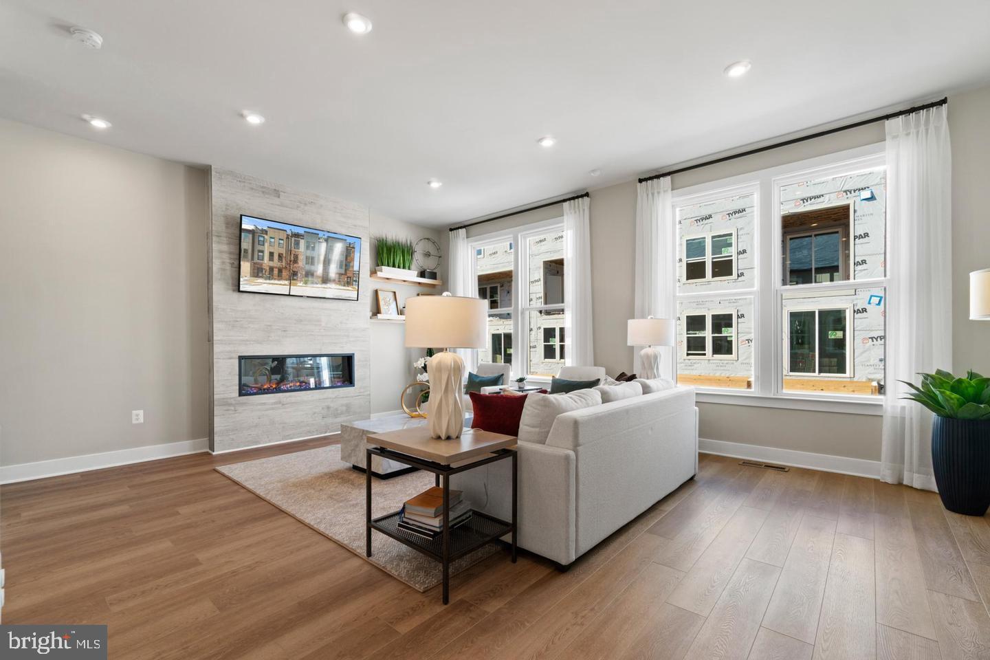 2479 LIBERTY LOOP