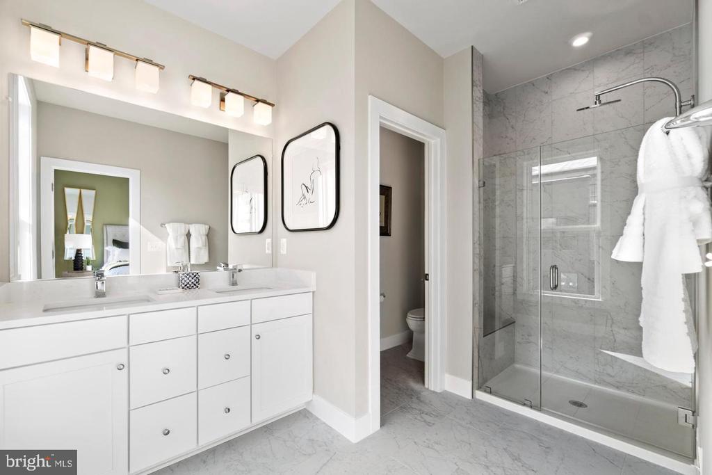 2479 LIBERTY LOOP