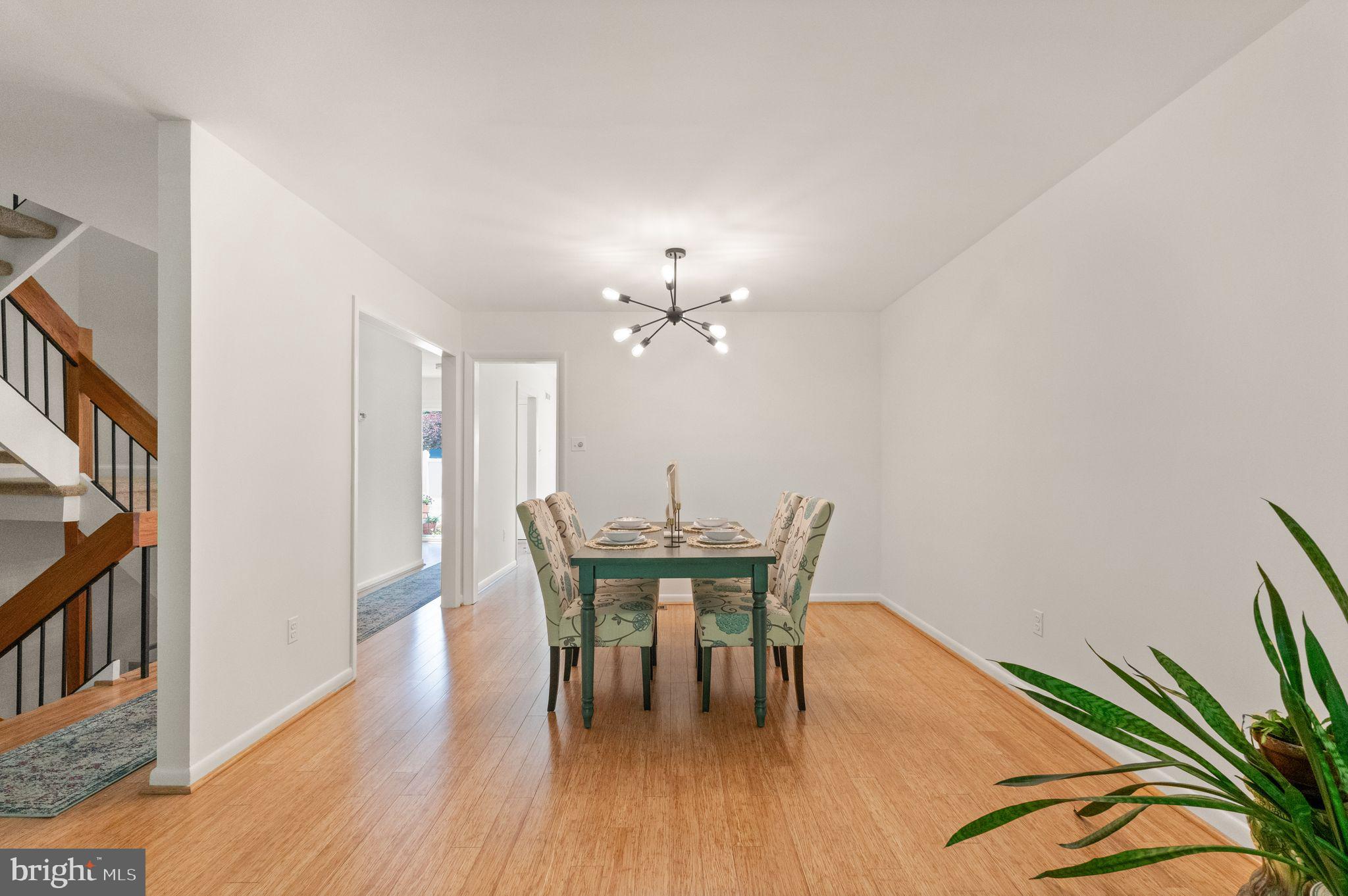 11645 Newbridge Ct