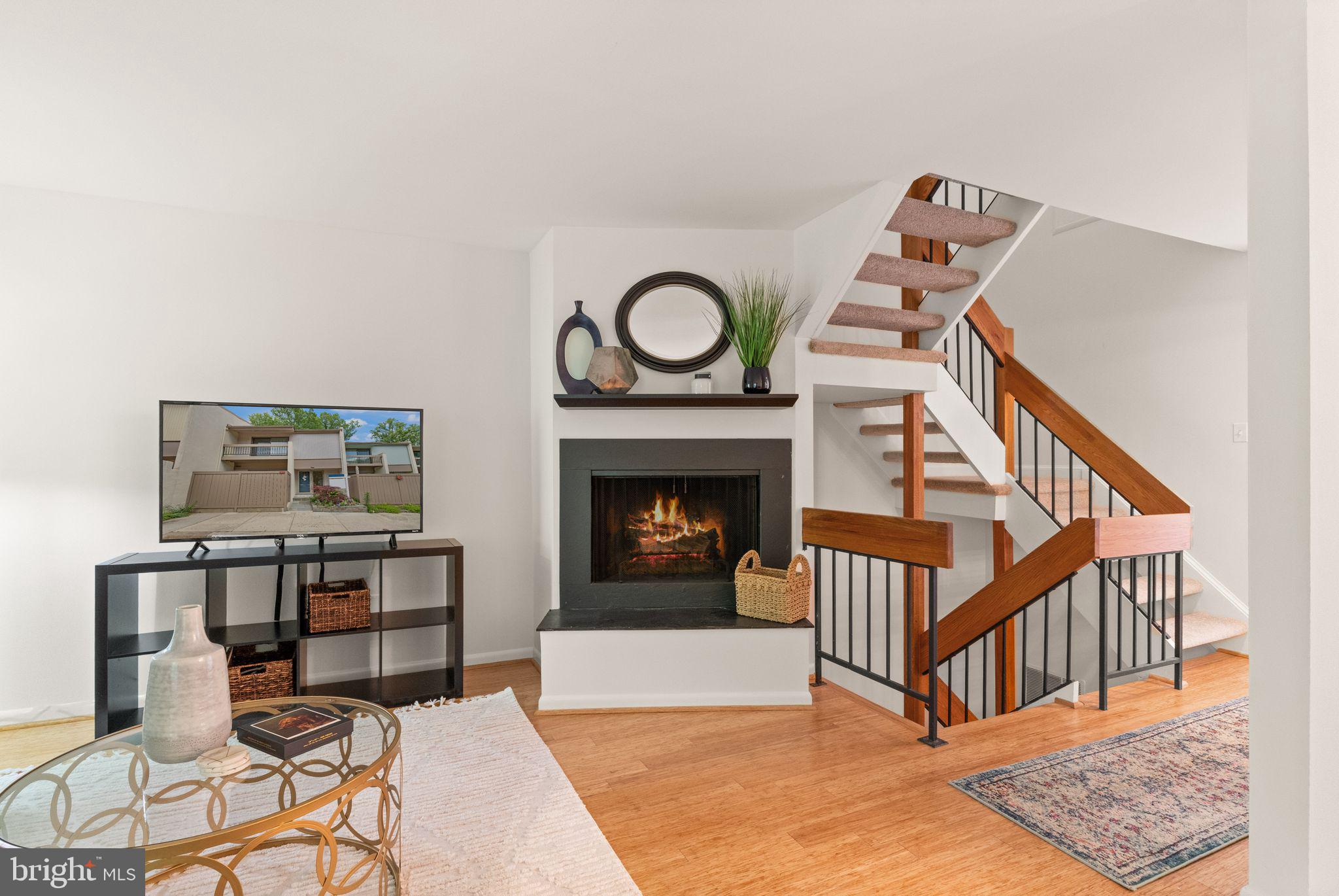 11645 Newbridge Ct