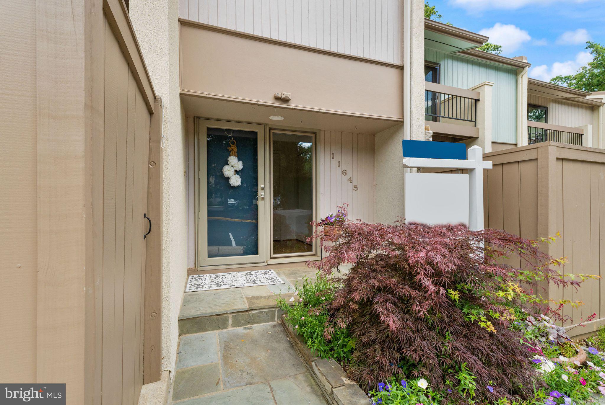 11645 Newbridge Ct