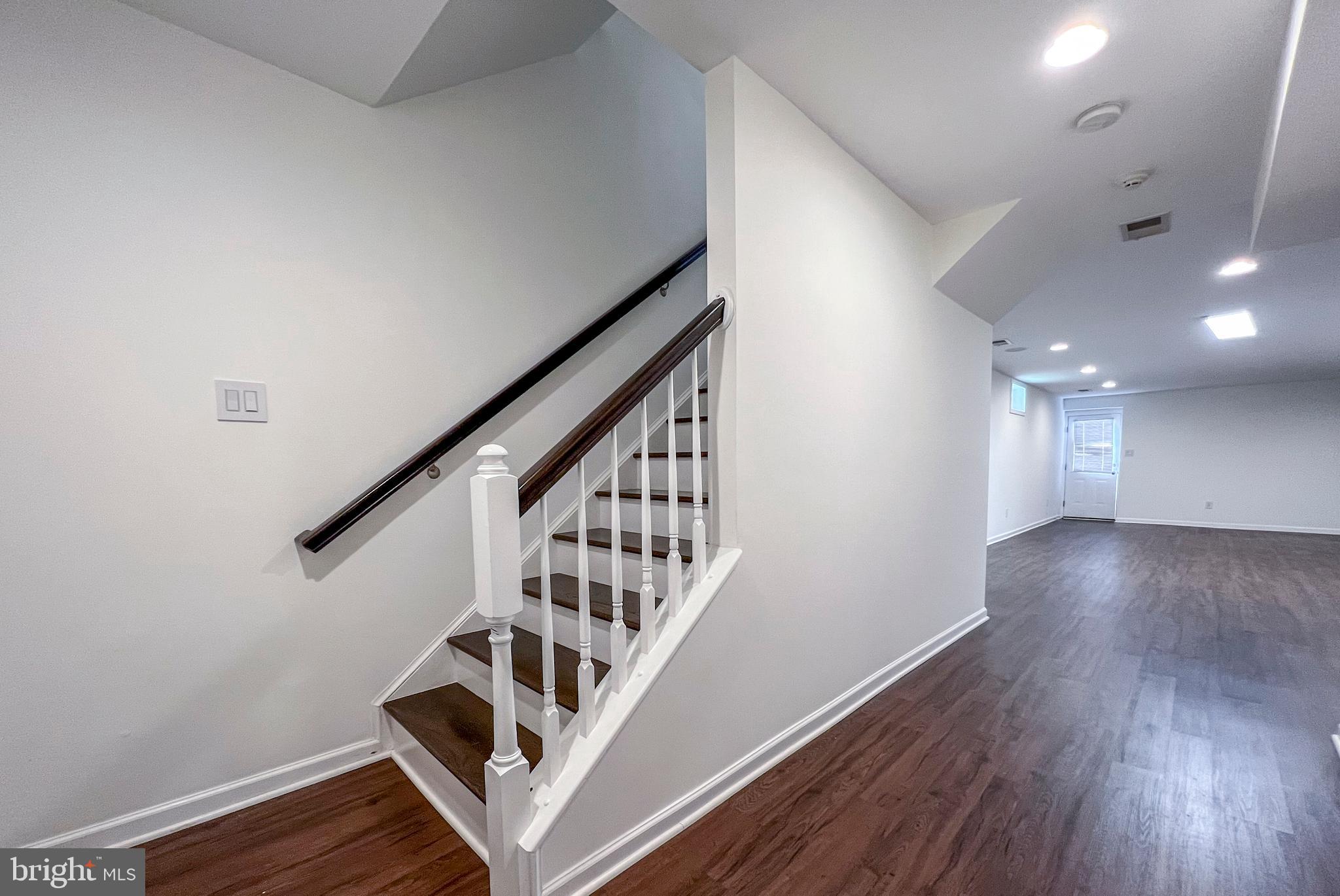 3909 BEEKER MILL PL