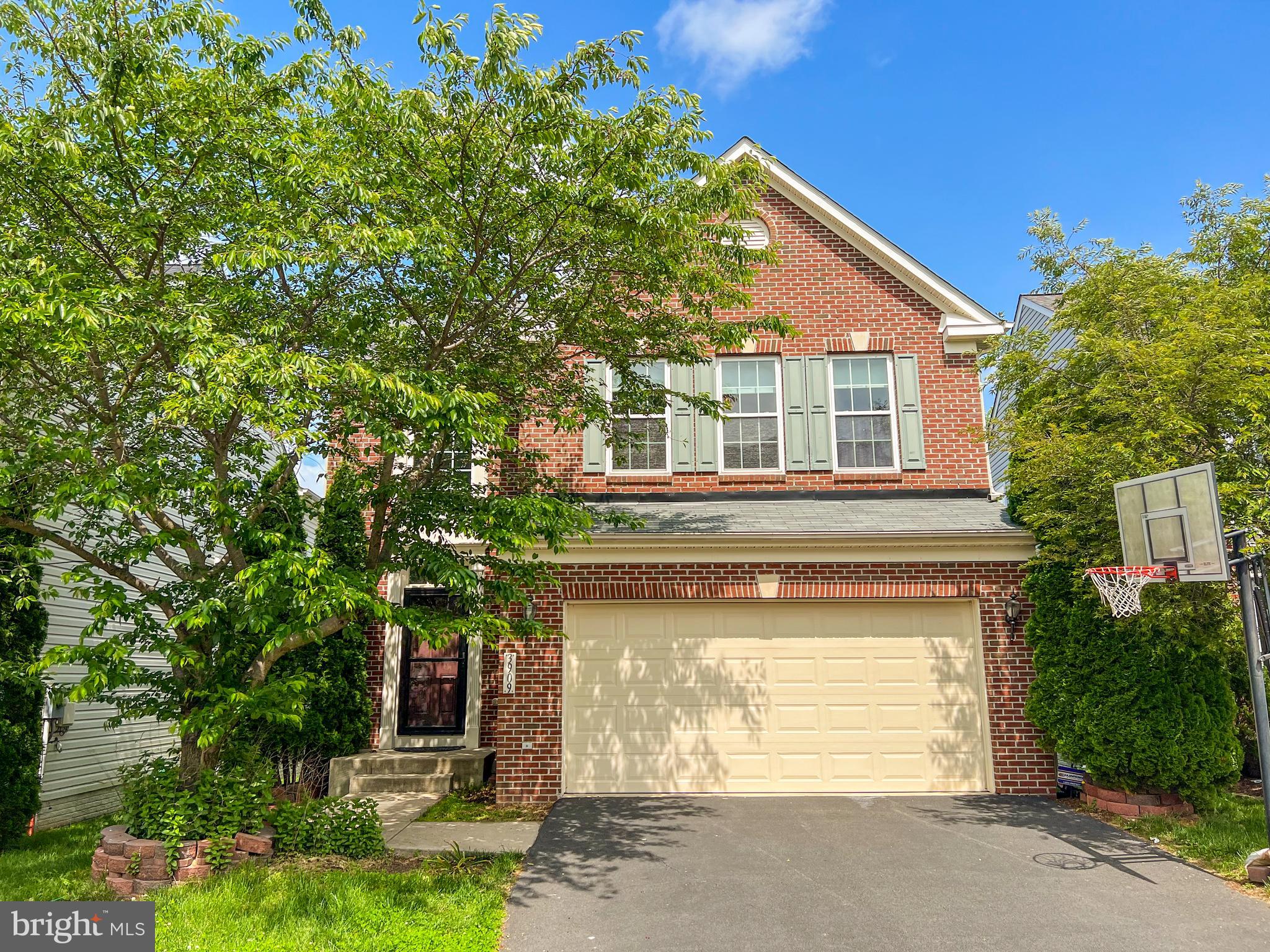 3909 BEEKER MILL PL